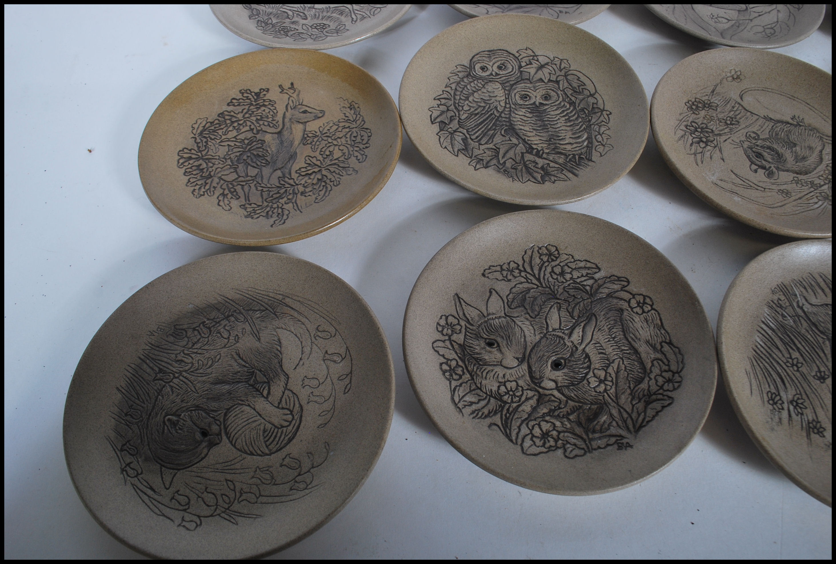 A collection of Poole pottery collectors stoneware animal plaques / small plates by Barbara Linley - Image 2 of 10