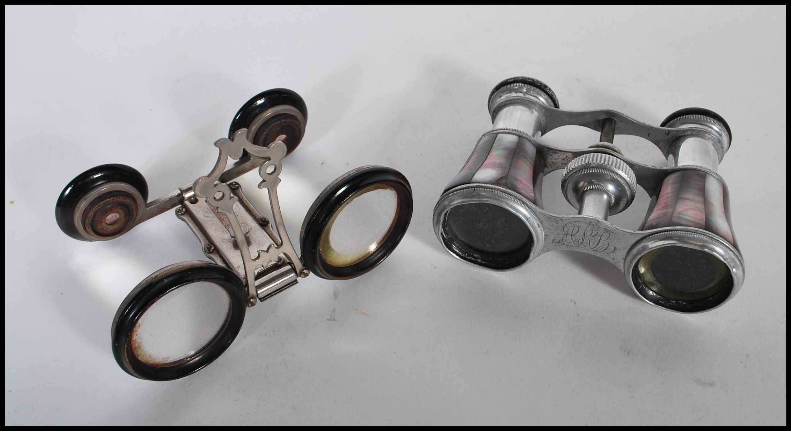 A pair of 19th Century Victorian French Jumelle "Mars" opera glasses of folding form. Marks for - Image 2 of 6
