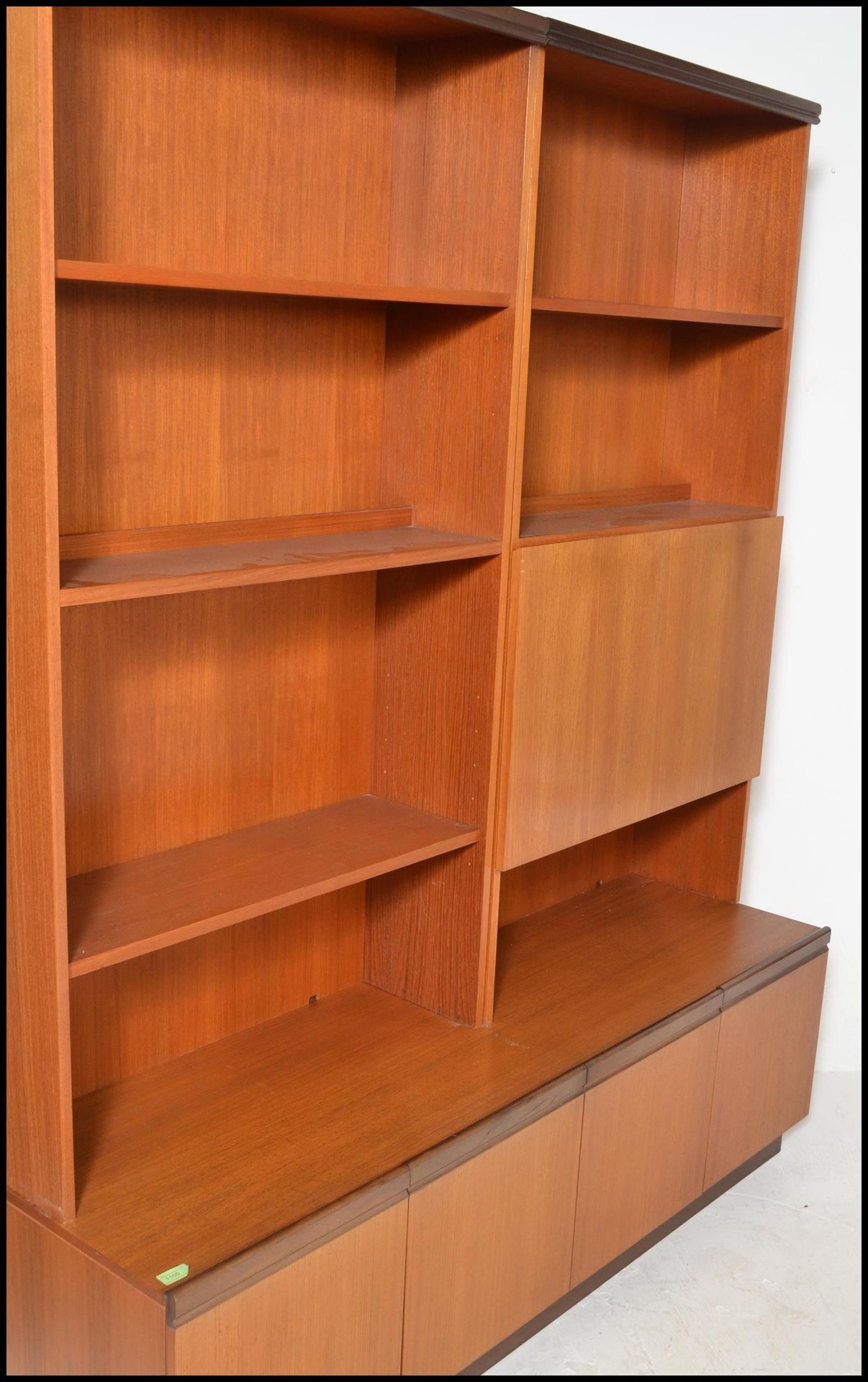 A good retro 20th Century G-Plan modular four section teak wood retro sideboard cabinet bookcase - Bild 8 aus 8