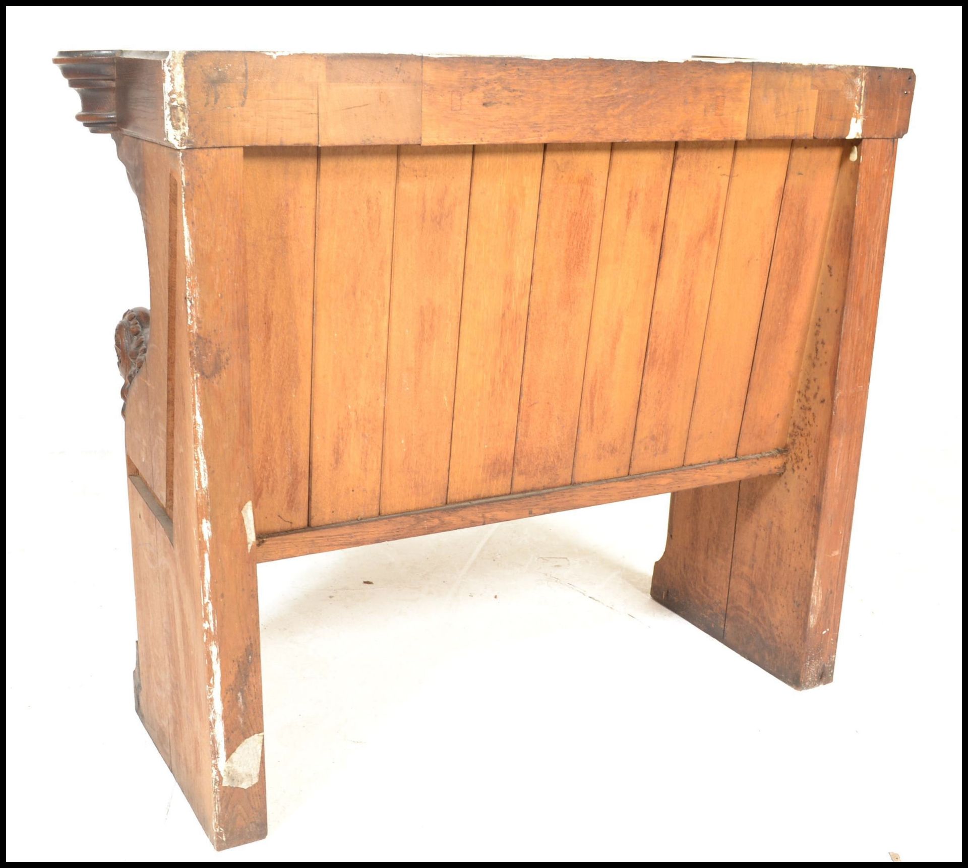 A 19th Century Victorian Gothic revival ecclesiastical church  oak pew, panel back over solid seat - Bild 8 aus 10