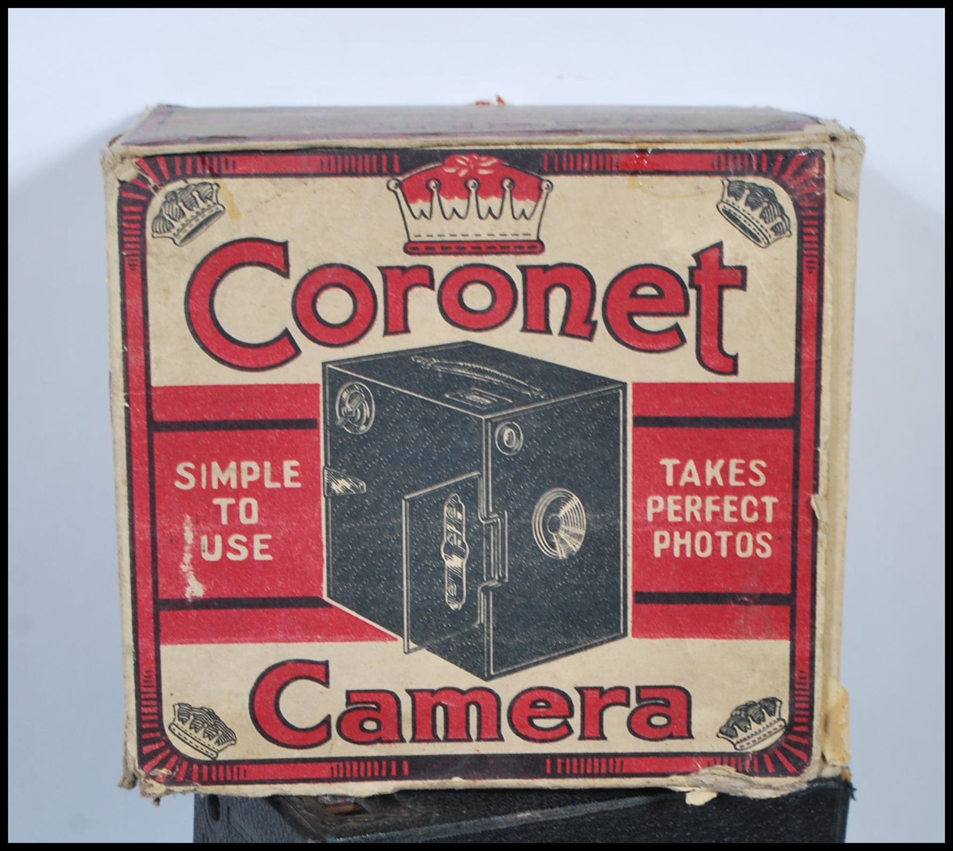 A collection of vintage 20th Century cameras of various makes to include Kodak, Coronet, Warwick, - Bild 2 aus 5