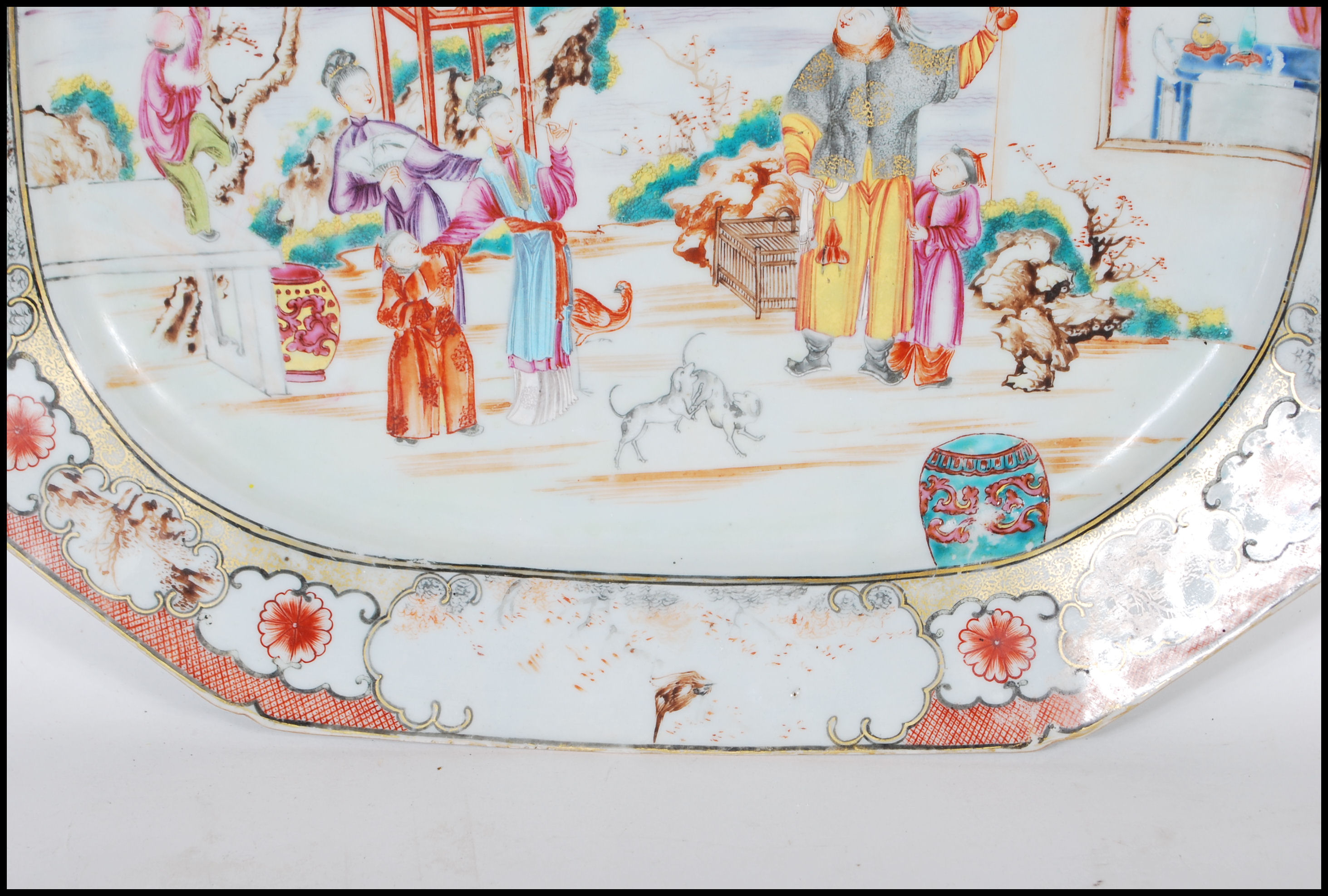 A 18th Century circa 1780 Qing Dynasty famille rose serving platter plate depicting a court yared - Image 4 of 6