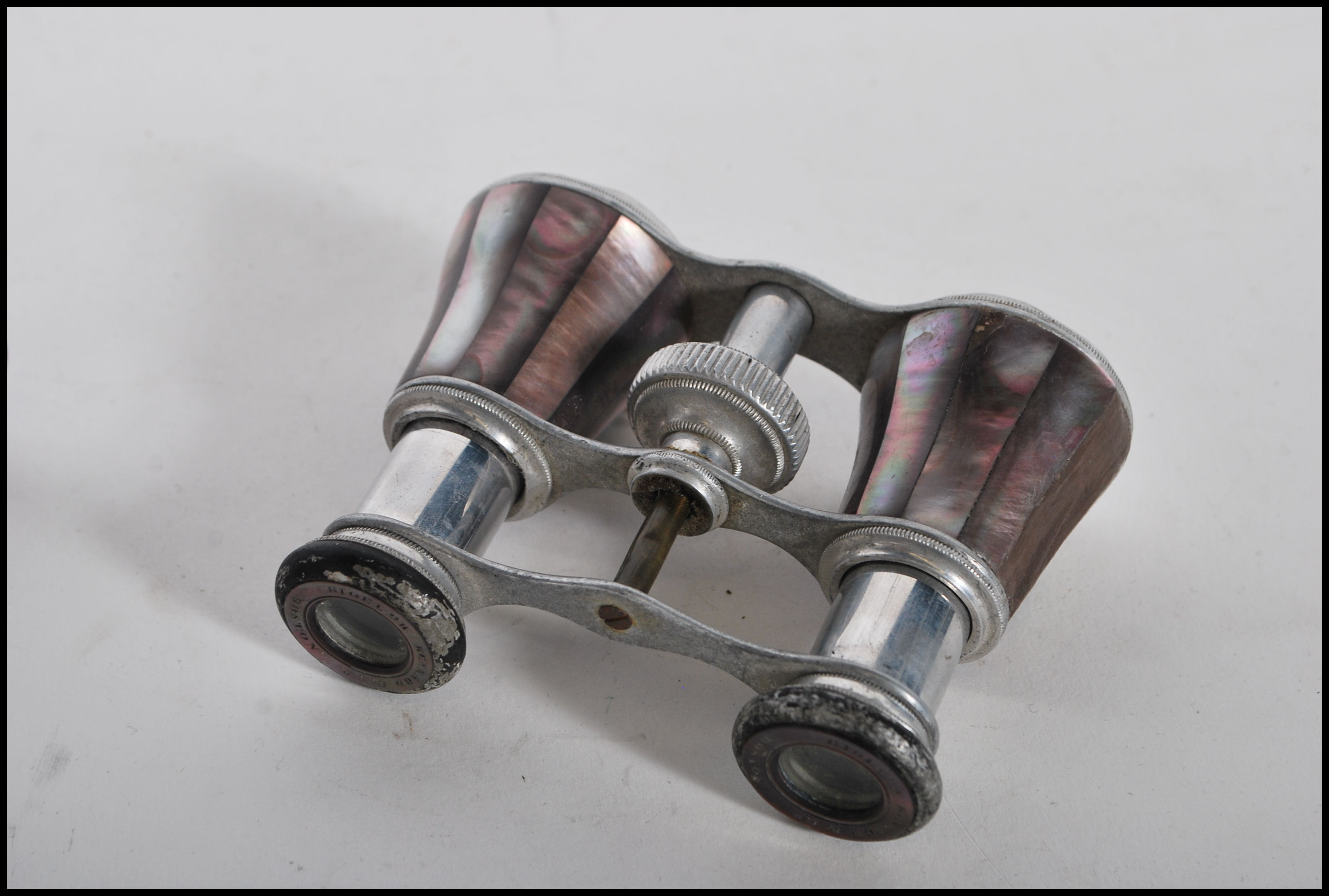 A pair of 19th Century Victorian French Jumelle "Mars" opera glasses of folding form. Marks for - Image 4 of 6