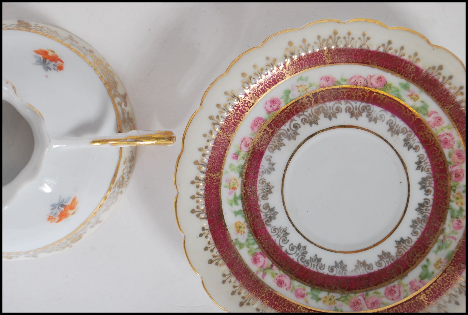 A collection of 19th Century Austrian porcelain bone china cabinet cups and saucers comprising an - Bild 12 aus 19