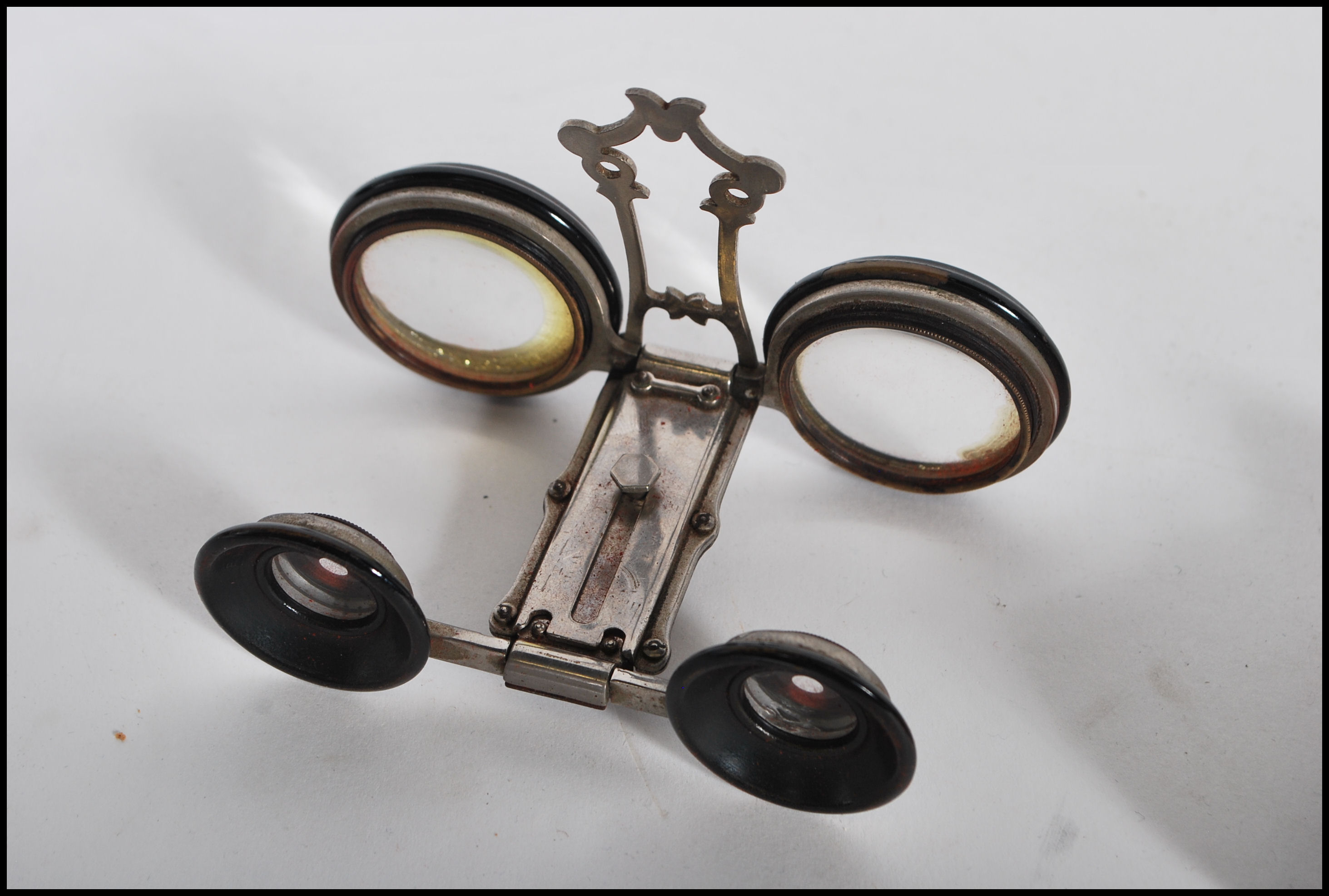 A pair of 19th Century Victorian French Jumelle "Mars" opera glasses of folding form. Marks for - Image 3 of 6