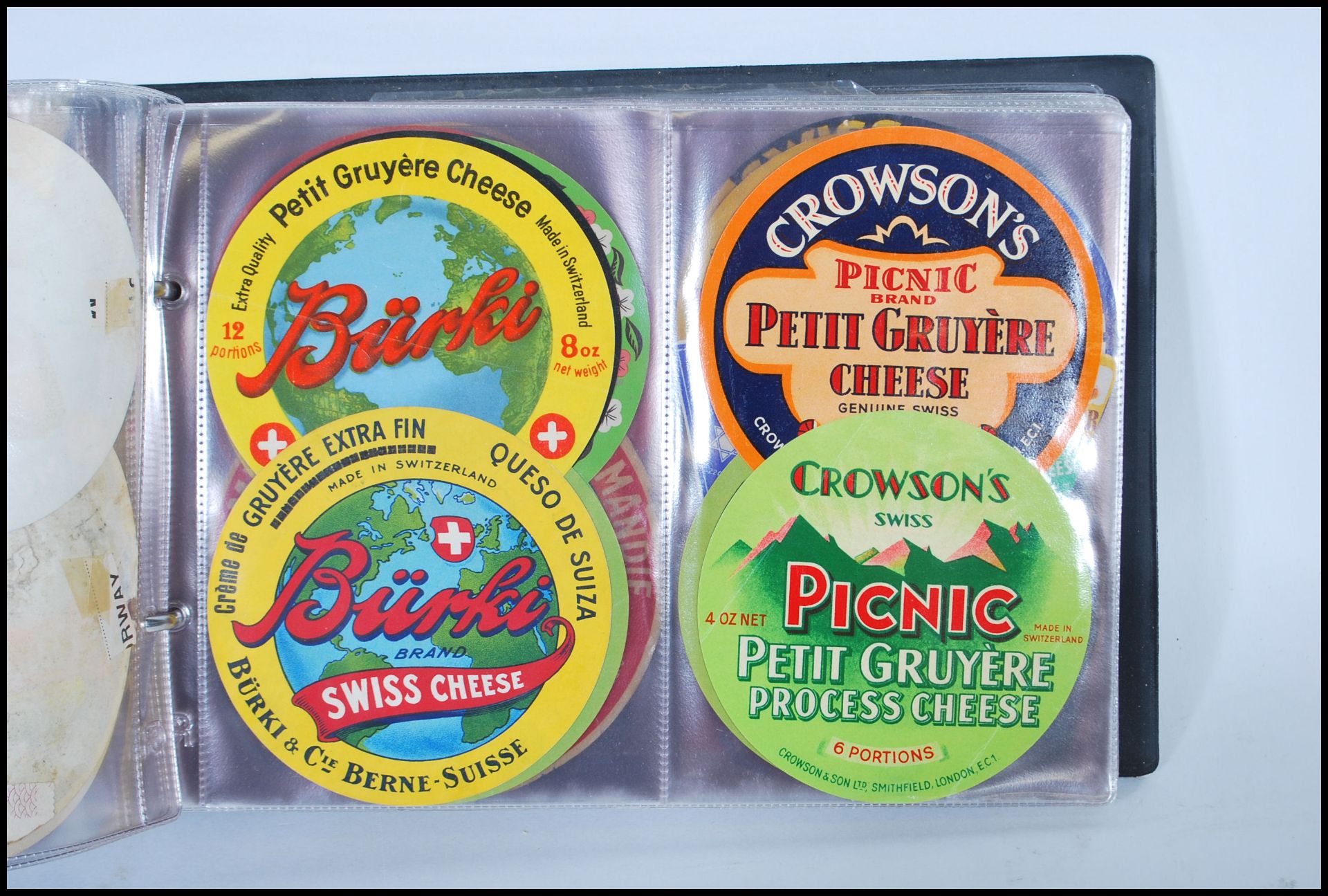 A vast collection of vintage 20th Century Cheese Labels from across Europe and England to include - Bild 13 aus 17