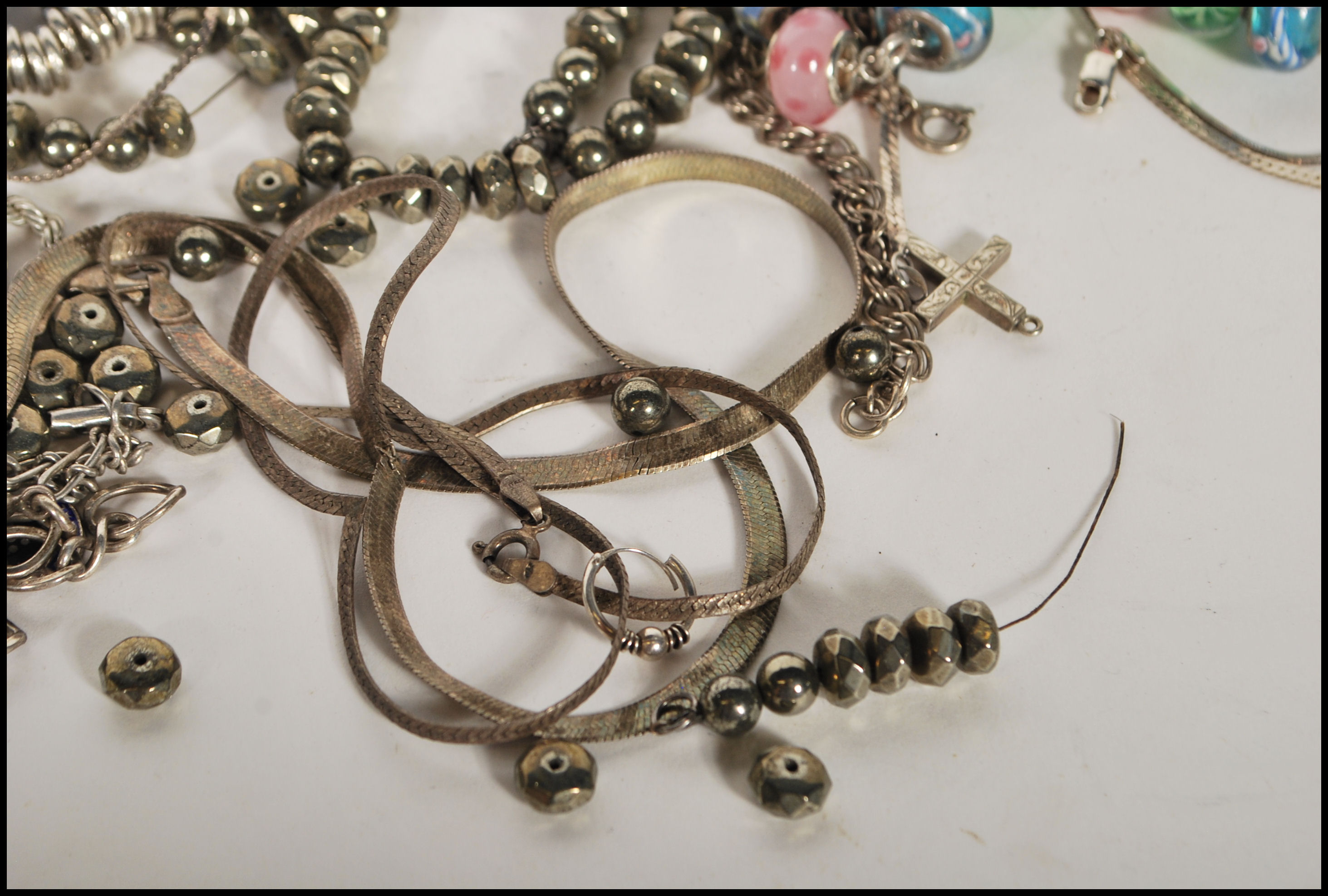 A selection of silver and silver white metal jewellery to include a selection of necklaces including - Image 3 of 6