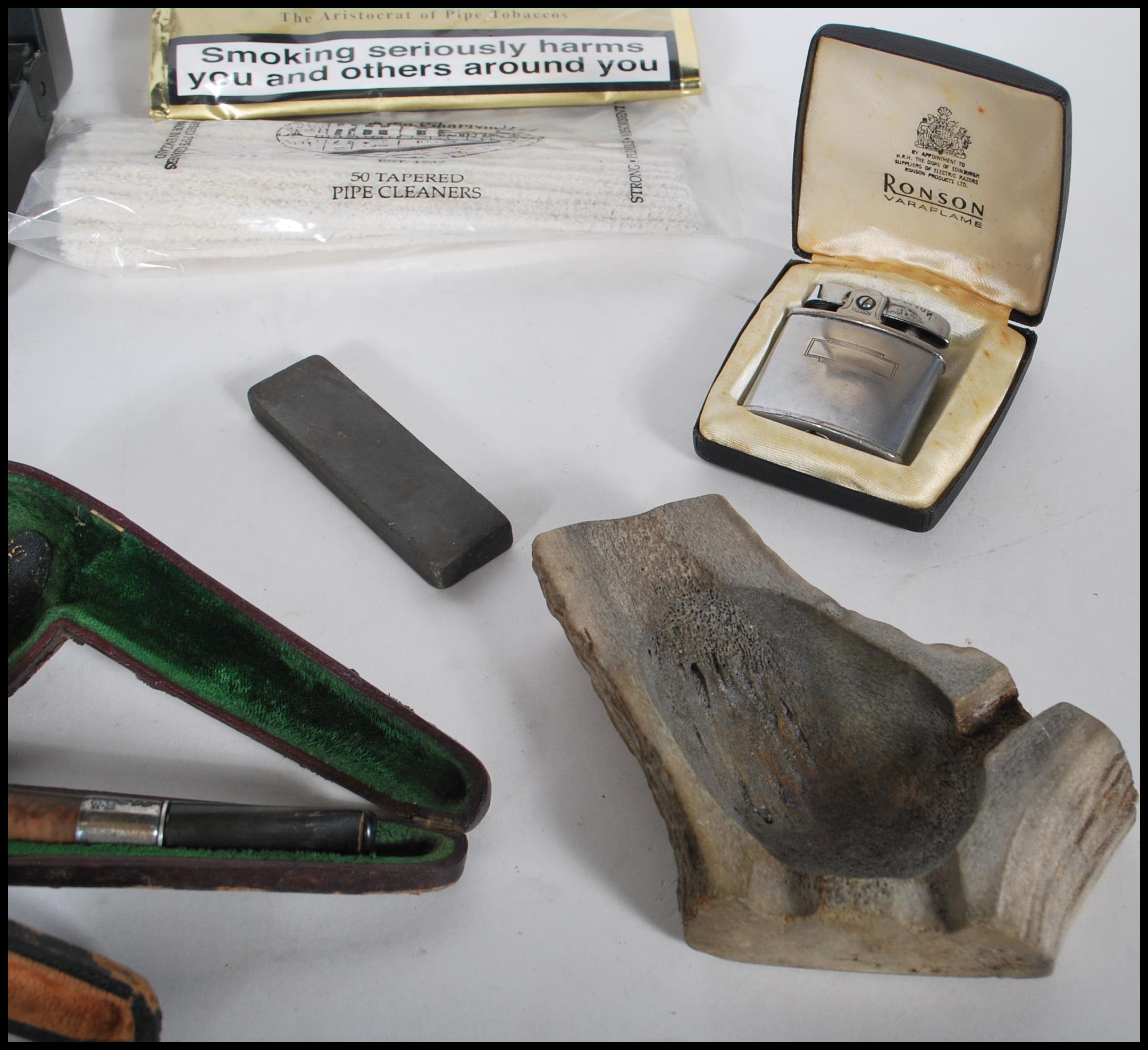A good collection of vintage smoking tobacco pipes and accessories to include various leather - Image 12 of 12
