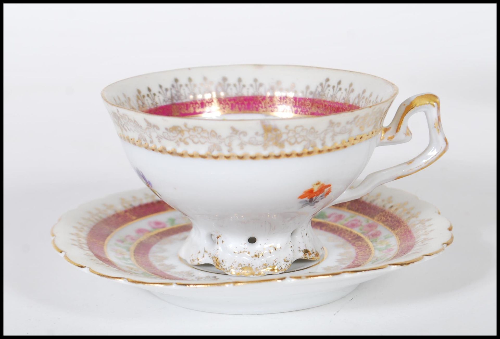 A collection of 19th Century Austrian porcelain bone china cabinet cups and saucers comprising an - Bild 14 aus 19