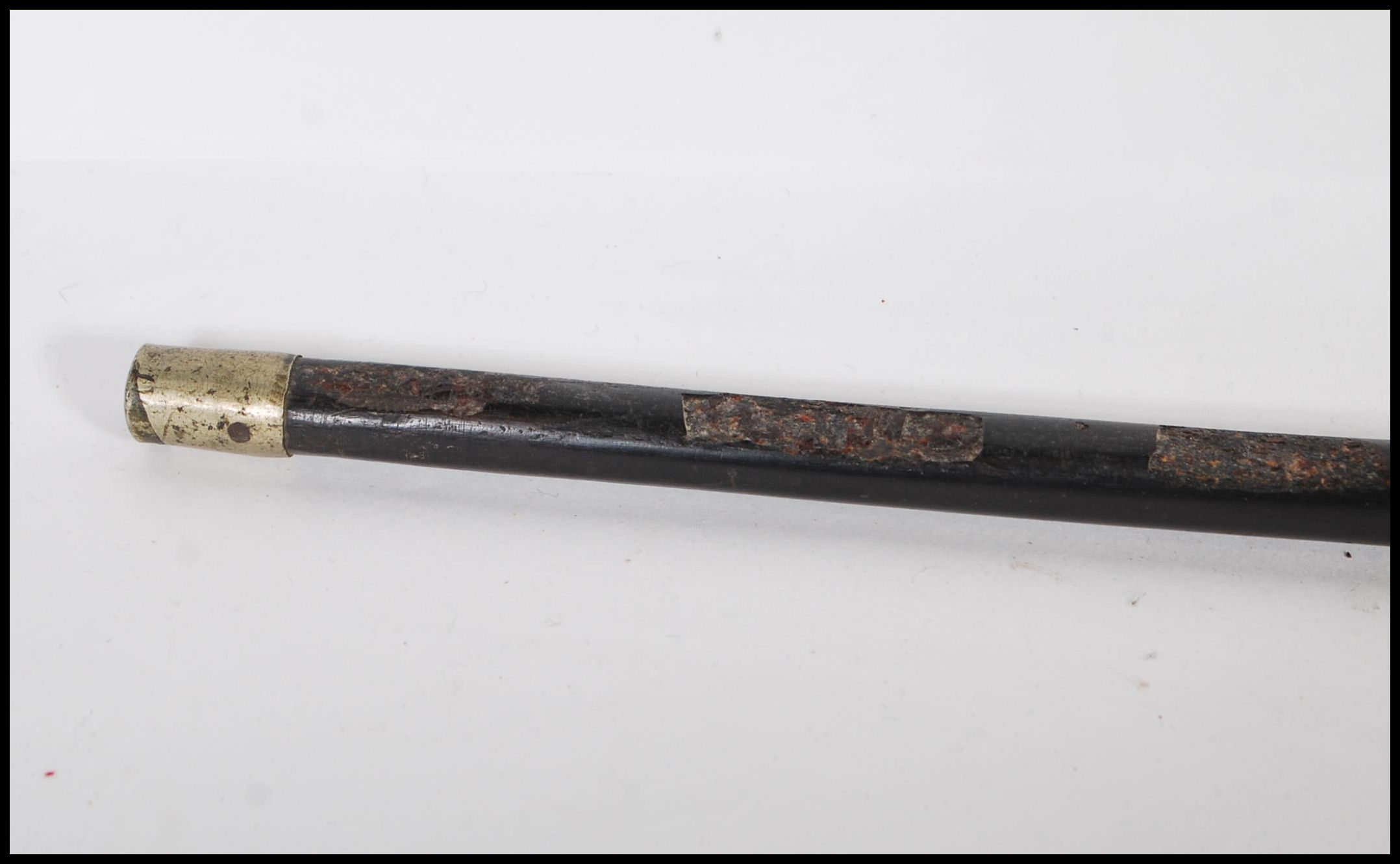 A vintage 20th Century ebony walking stick cane. The handle in the form of an elephant with carved - Image 5 of 6