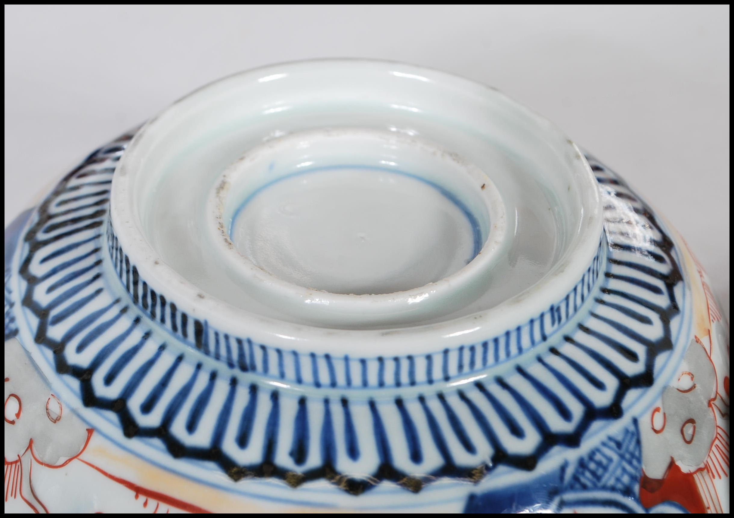 A collection of 20th Century Japanese Imari ceramics to include two wall charger plates having - Image 13 of 15