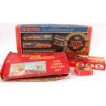 COLLECTION OF ASSORTED 00 GAUGE MODEL RAILWAY ITEMS