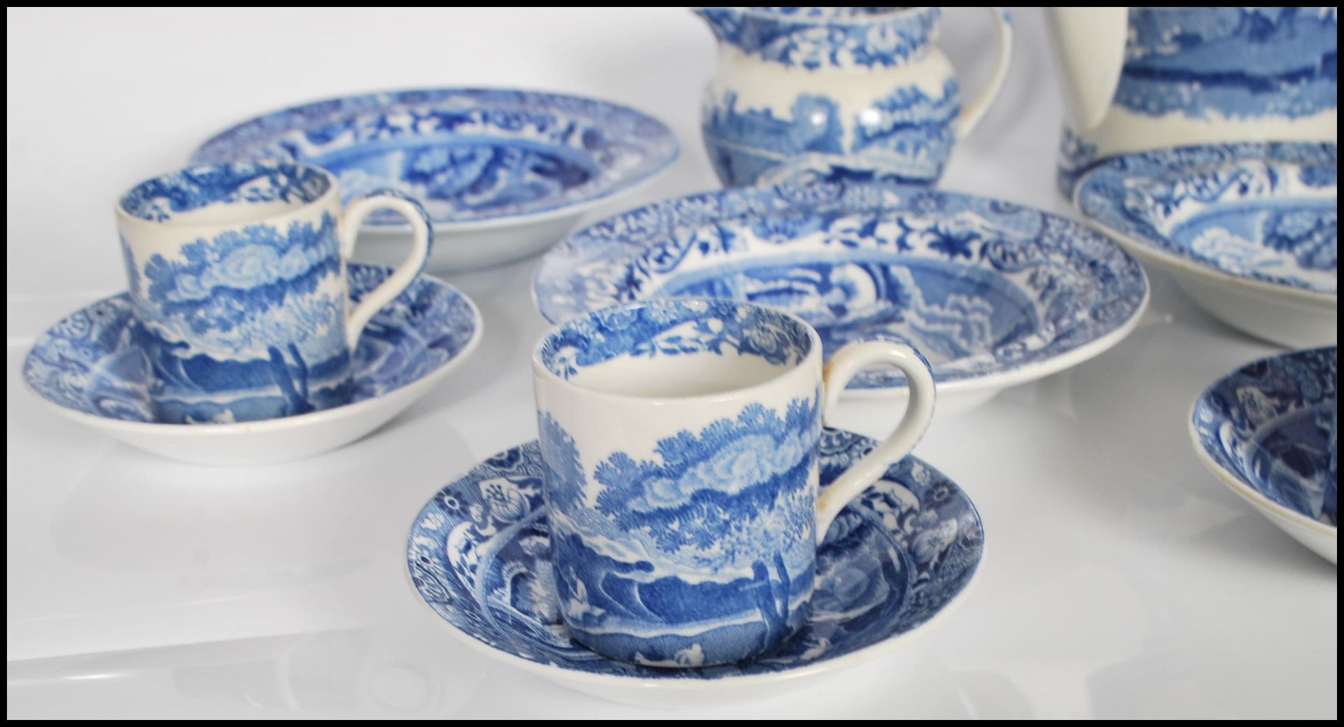A mid 20th Century Copeland and Spode coffee services in the transfer printed Italian pattern - Bild 4 aus 7