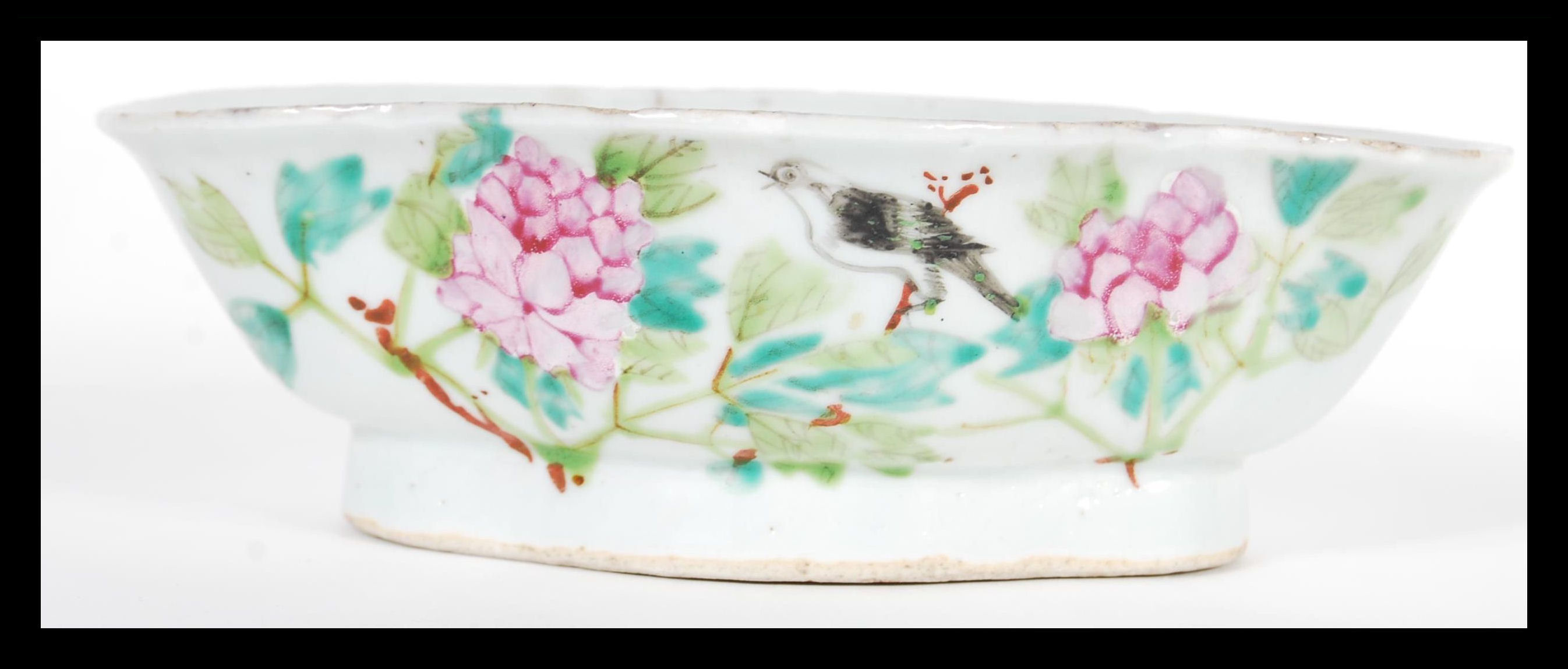 An early 20th Century Chinese porcelain bowl of scalloped form having hand painted decoration