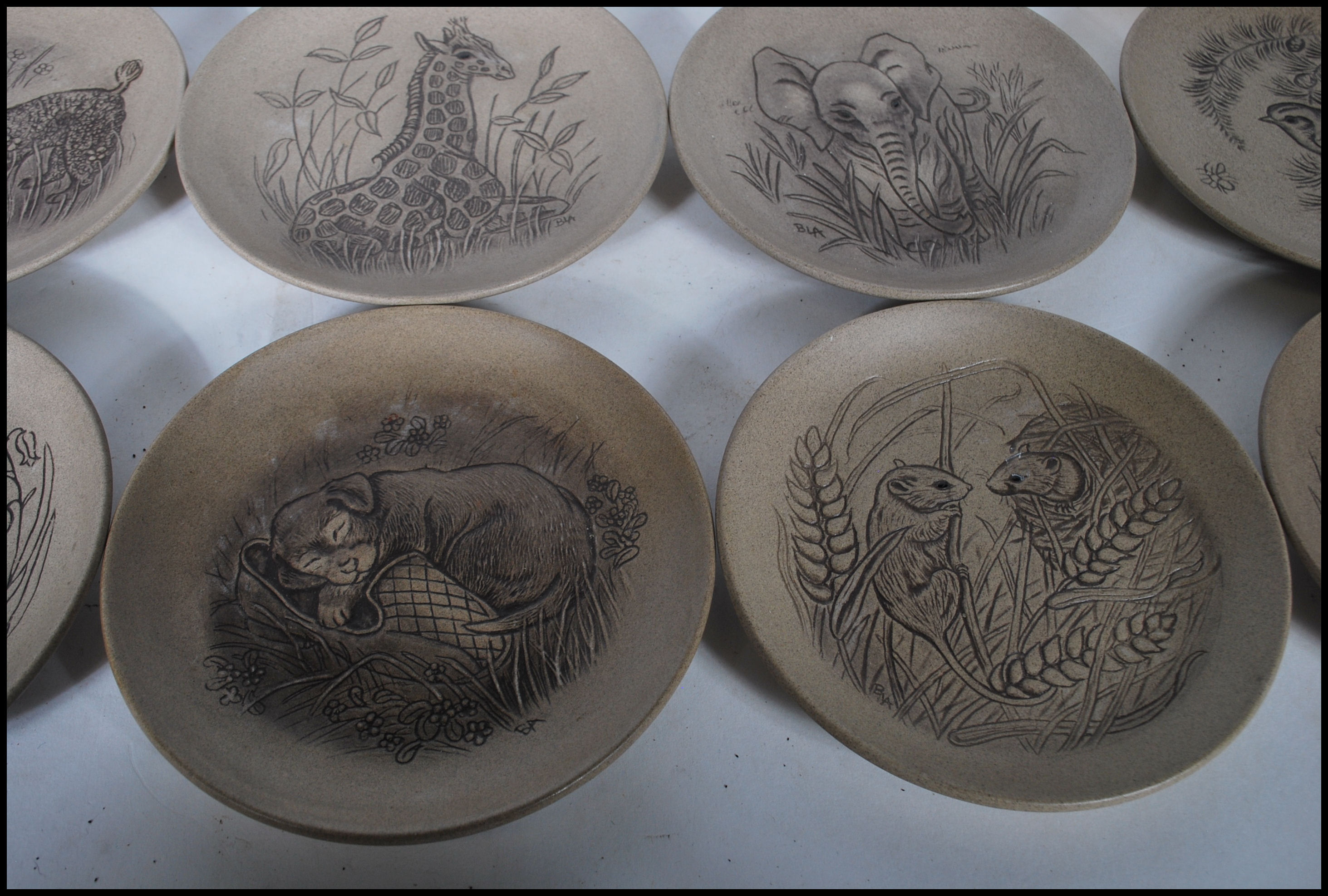 A collection of Poole pottery collectors stoneware animal plaques / small plates by Barbara Linley - Image 6 of 10