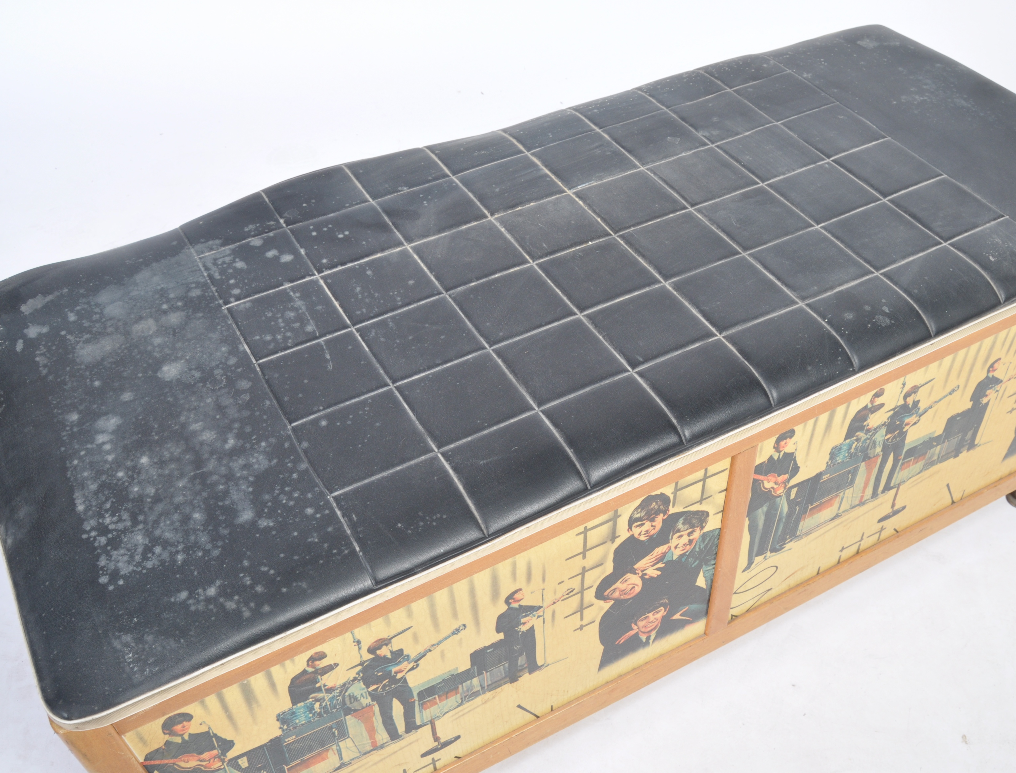 RARE 1960'S BEATLES OTTOMAN / BLANKET BOX BY AVALO - Image 7 of 8