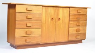 BESPOKE 1970'S RETRO VINTAGE TEAK WOOD SIDEBOARD C