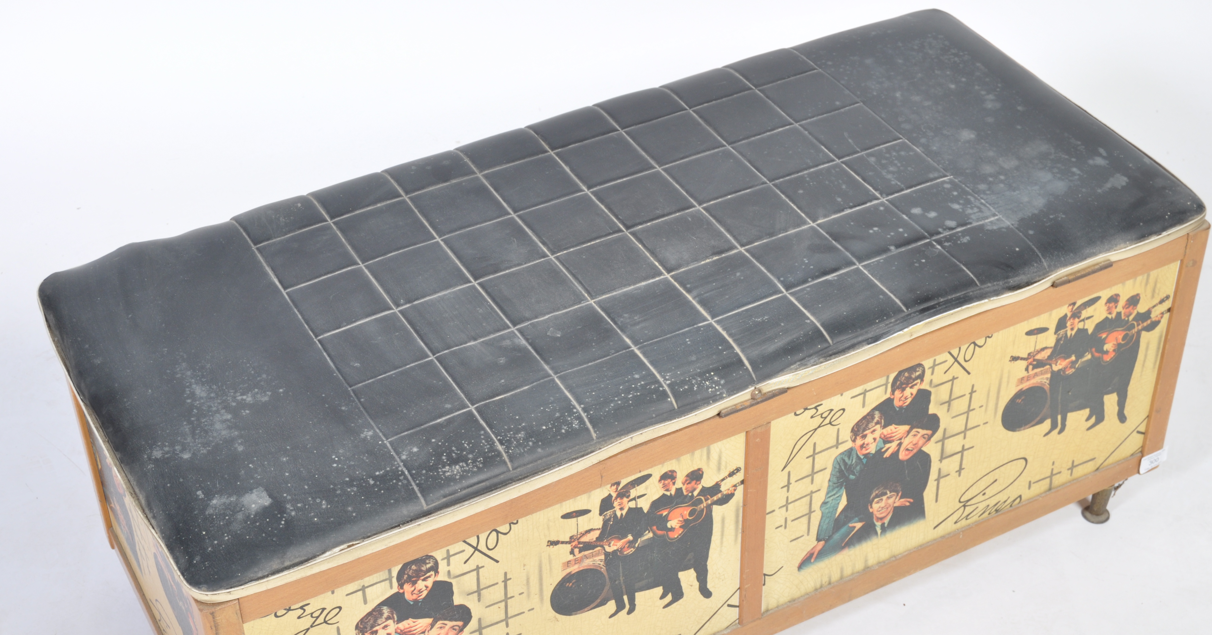 RARE 1960'S BEATLES OTTOMAN / BLANKET BOX BY AVALO - Image 4 of 8