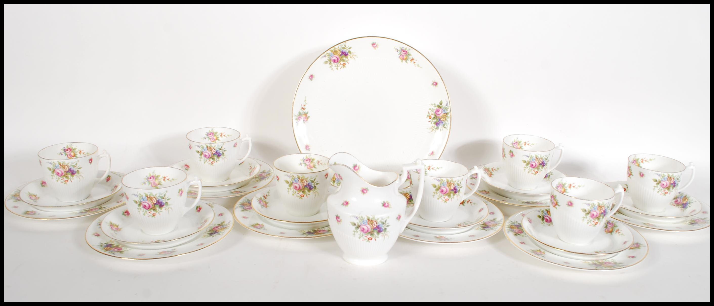 A early 20th Century Edwardian Royal Doulton tea s