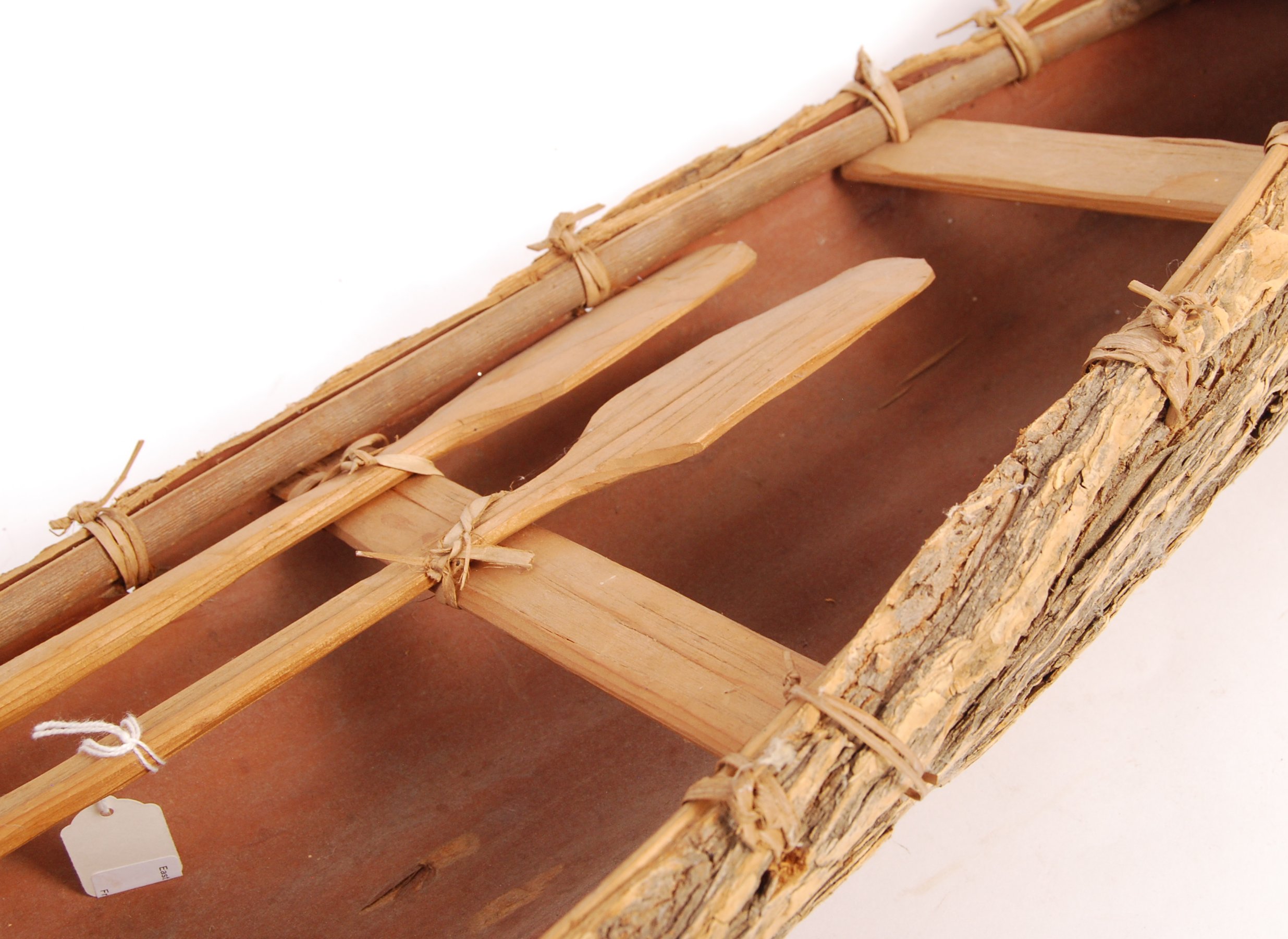 20TH CENTURY NATIVE AMERICAN ELM BARK MODEL CANOE - Image 4 of 5