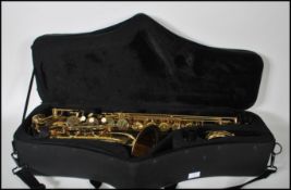 Musical Instruments: A contemporary Artemis Mk IV Saxophone complete in the original carry case