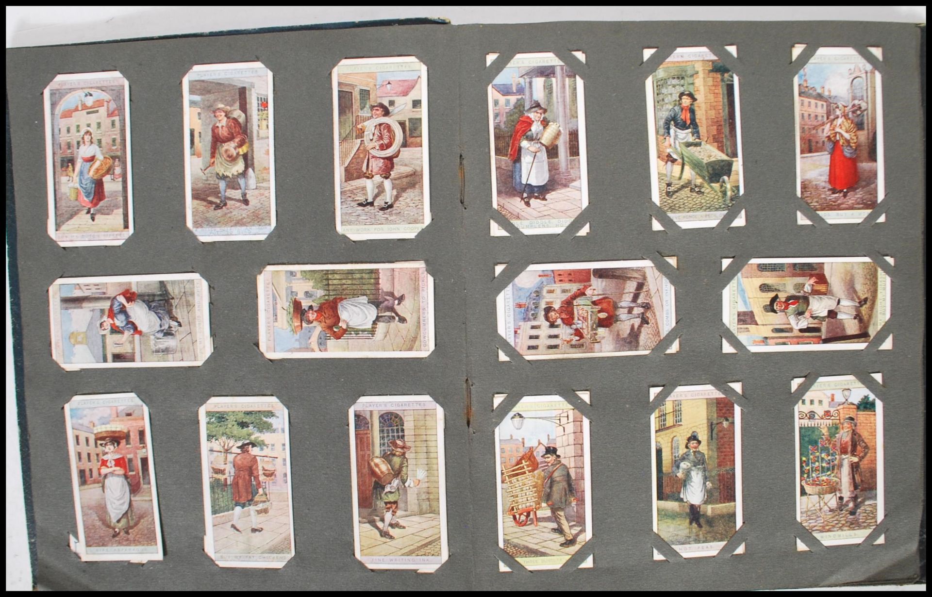 A collection of cigarette tea cards dating from the 20th Century  to include cards in albums, full - Bild 15 aus 18