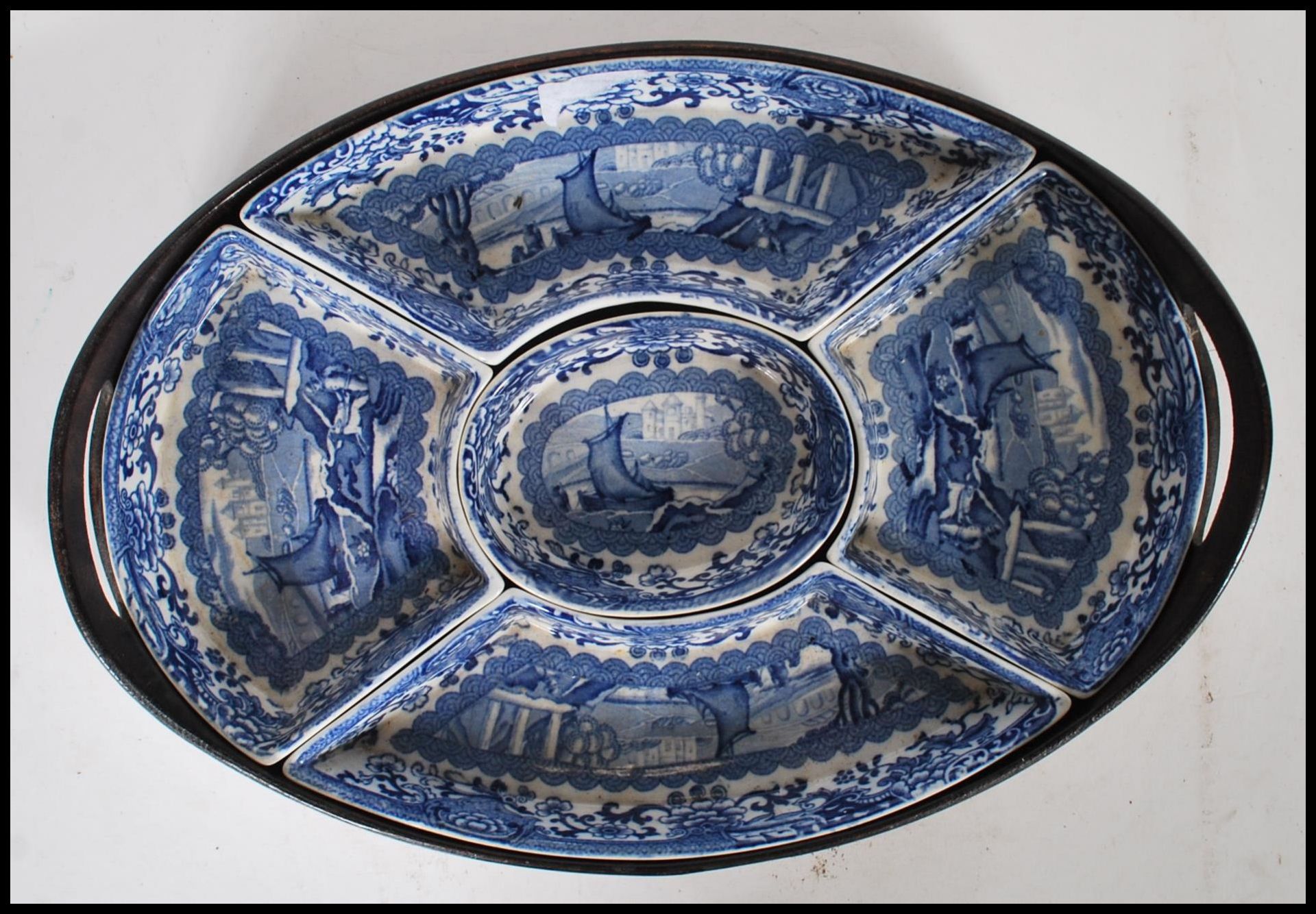 A 19th Century Booth's blue and white china hors d'oeuvres crudite set of oval form transfer printed - Bild 3 aus 5