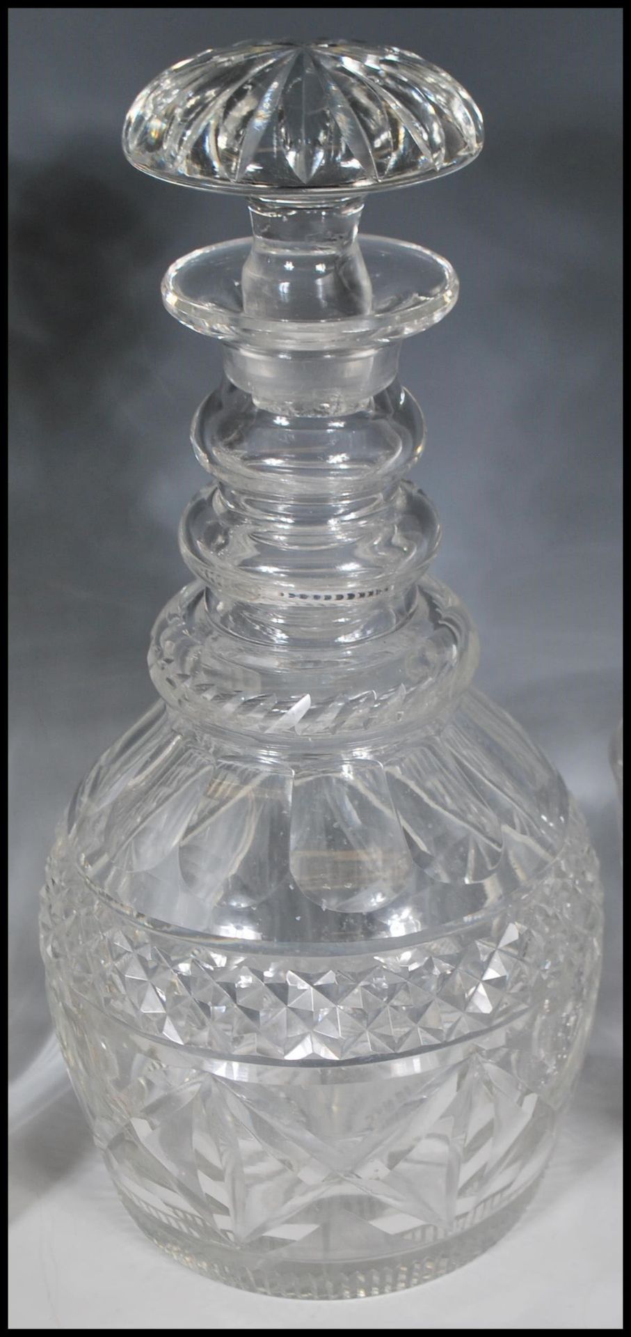 A collection of glasses and decanters dating from the 19th Century Victorian era to include - Bild 4 aus 7