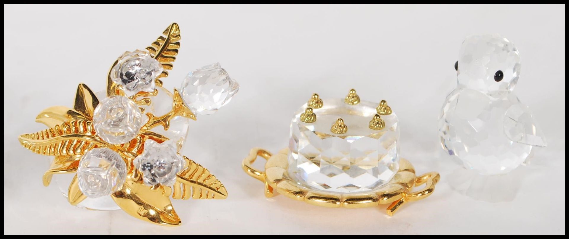 Swarovski - Crystal Memories Classics - A selection of cut glass crystal figurines to include a - Bild 6 aus 6