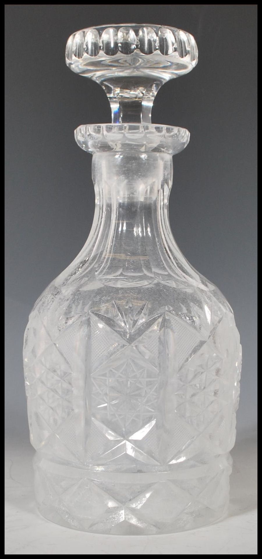 A selection of 20th Century cut glass crystal decanters of various forms all having they're original - Bild 8 aus 15