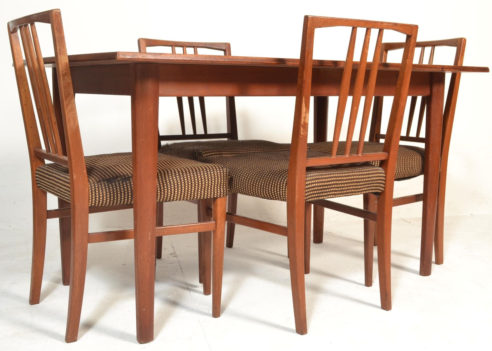 UNIFLEX MID CENTURY DANISH INSPIRED UNIFLEX DINING