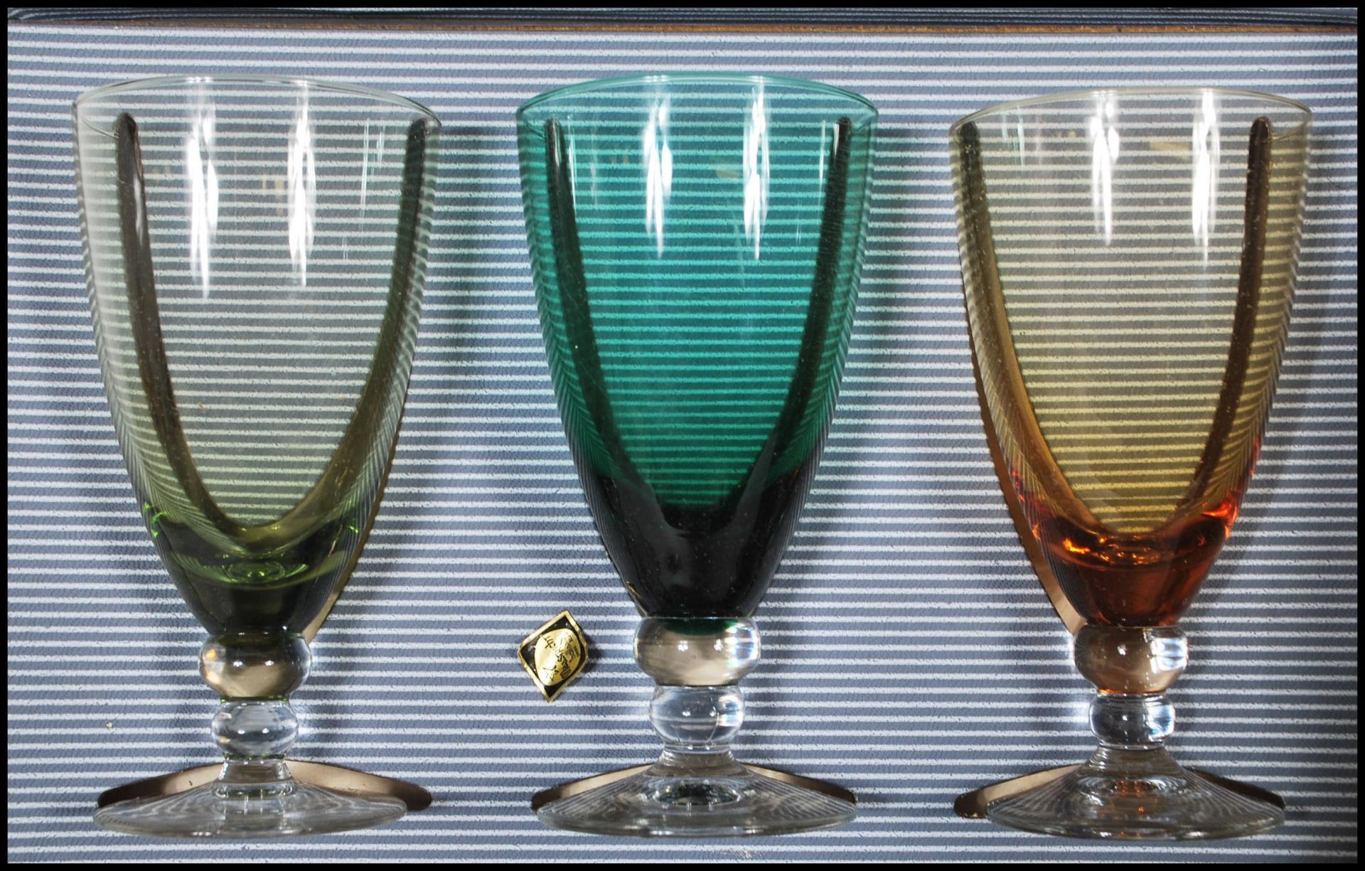 A set of mid century Maastricht ' Canal ' glasses set x6. The set in the original box with multi - Bild 2 aus 6