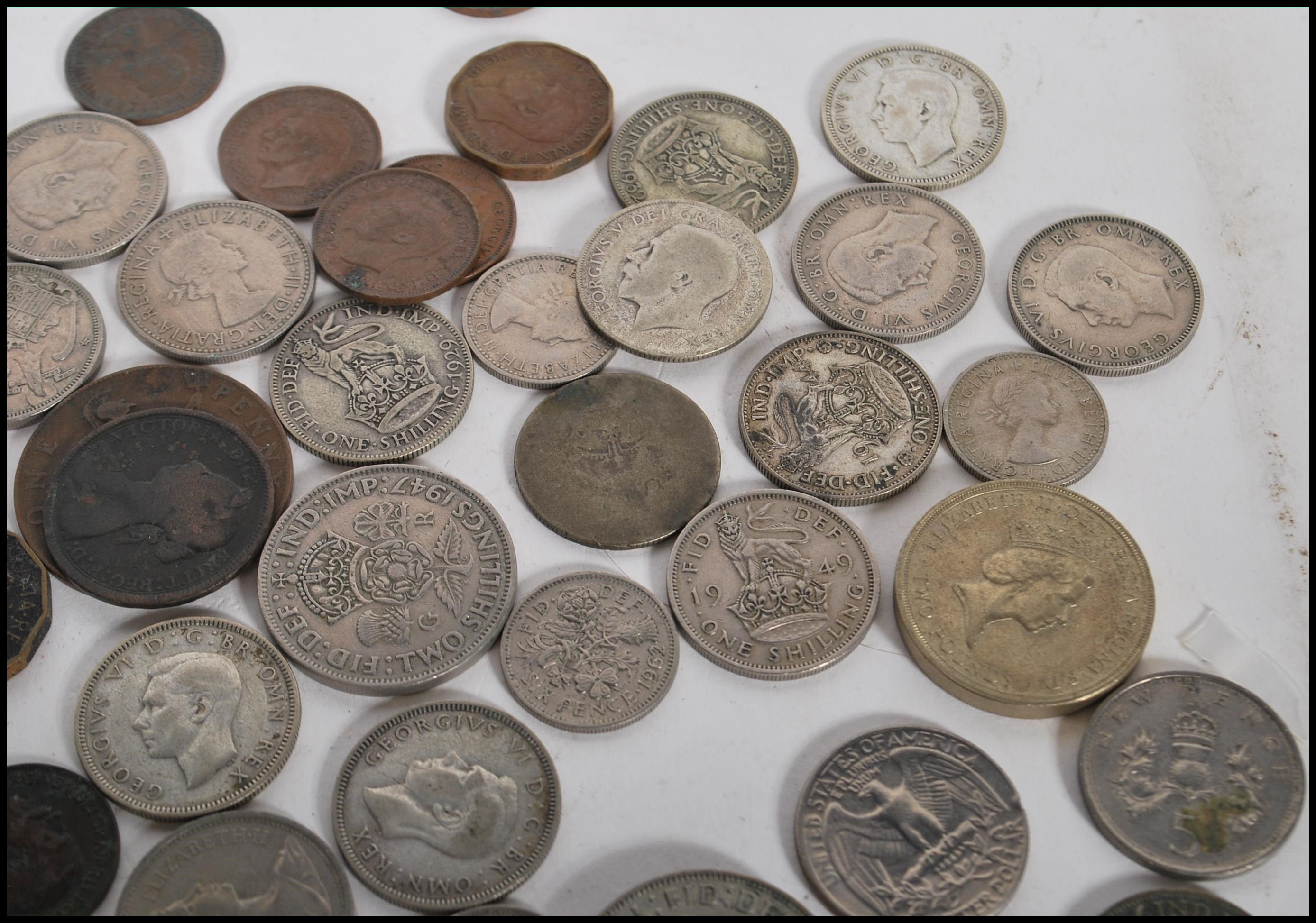 A small collection of pre 1947 and later coins dat - Image 3 of 6