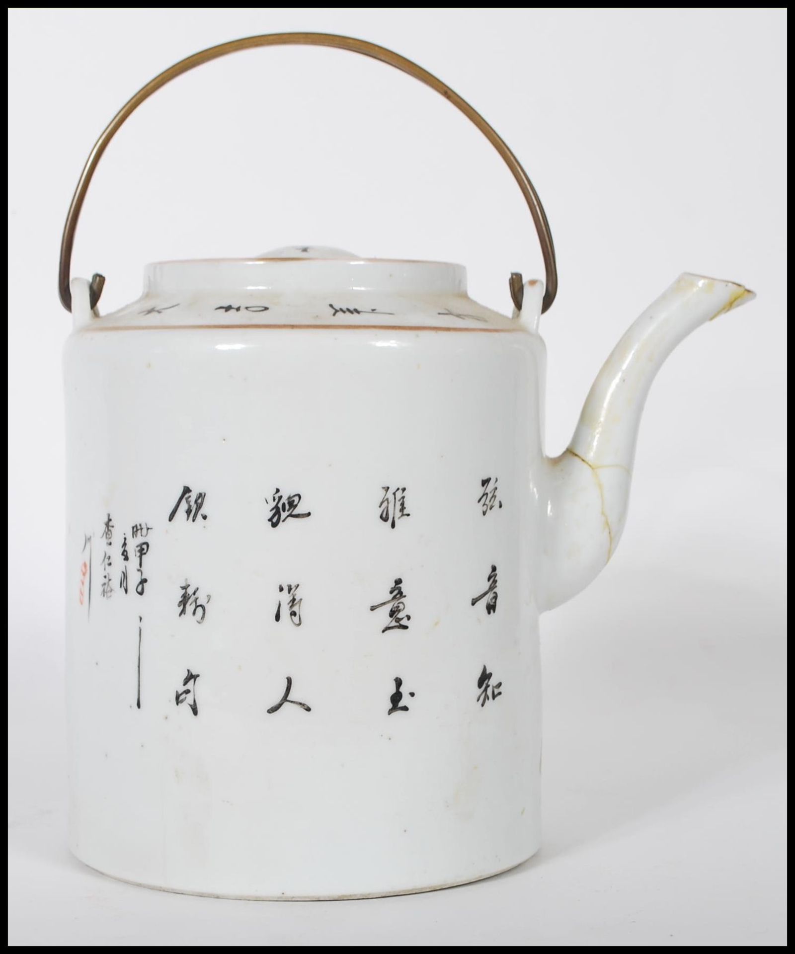 A 19th Century Chinese ceramic teapot of cylindrical form being hand painted with a domestic scene - Bild 3 aus 8