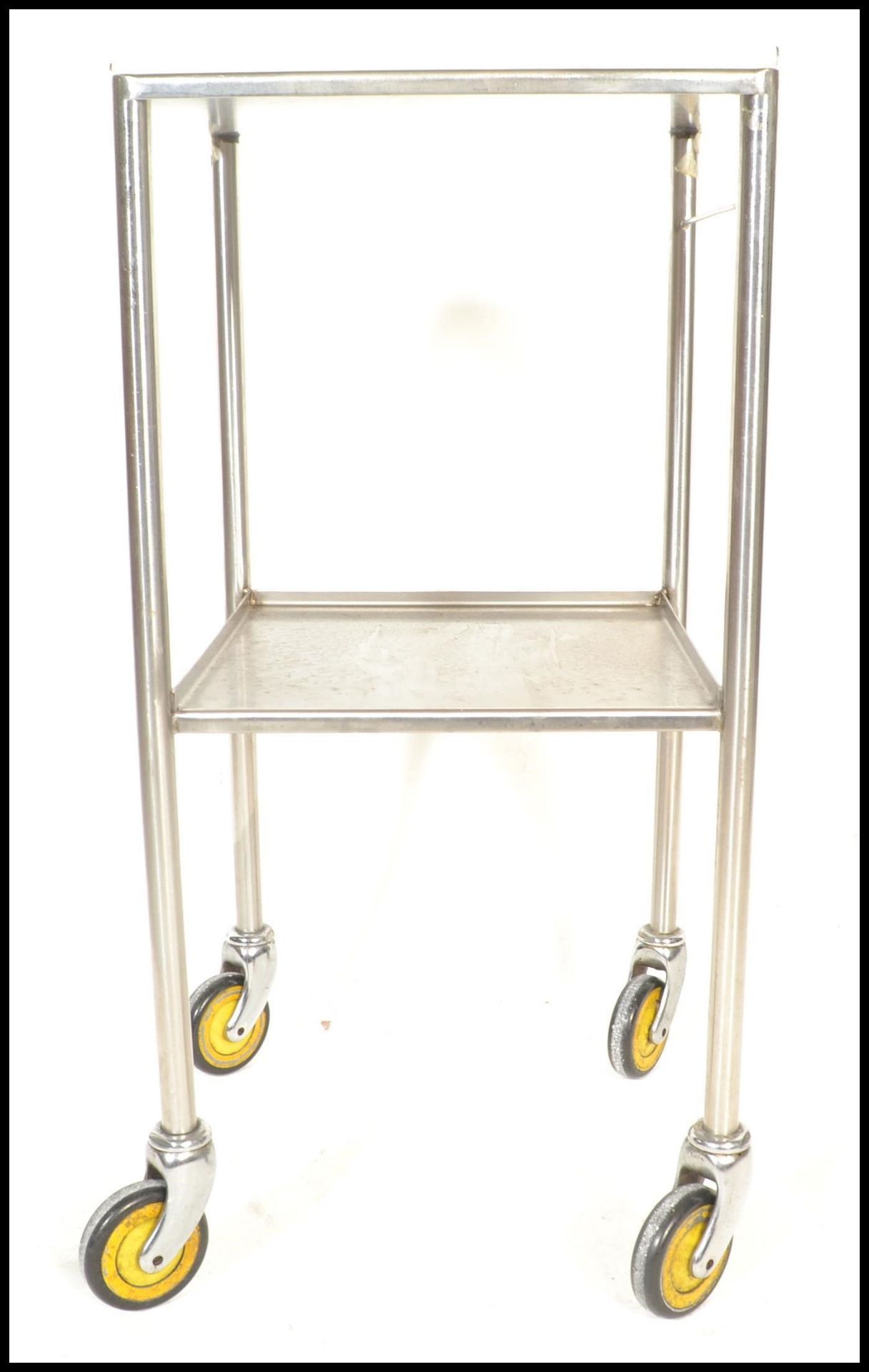 A vintage 20th Century chrome medical trolley having two tiers raised on round tubular supports with - Bild 2 aus 5