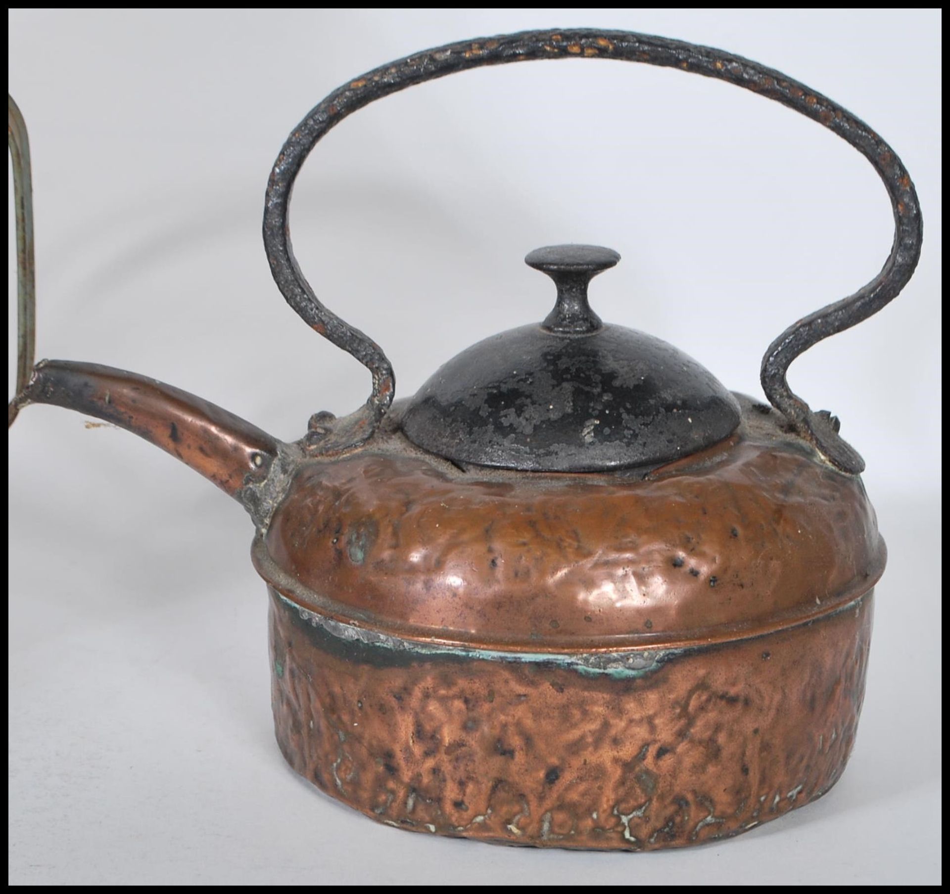 A collection of assorted vintage metalware, to include; a vintage two gallon cast iron "Gypsy" - Image 2 of 7