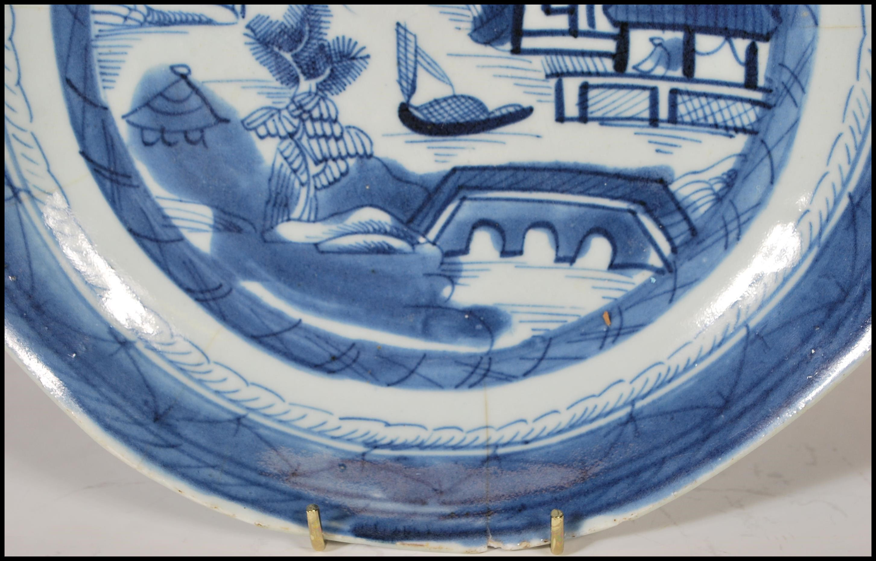 A Chinese 19th Century Canton blue and white mallet vase having a cylindrical body with a tapering - Image 17 of 19