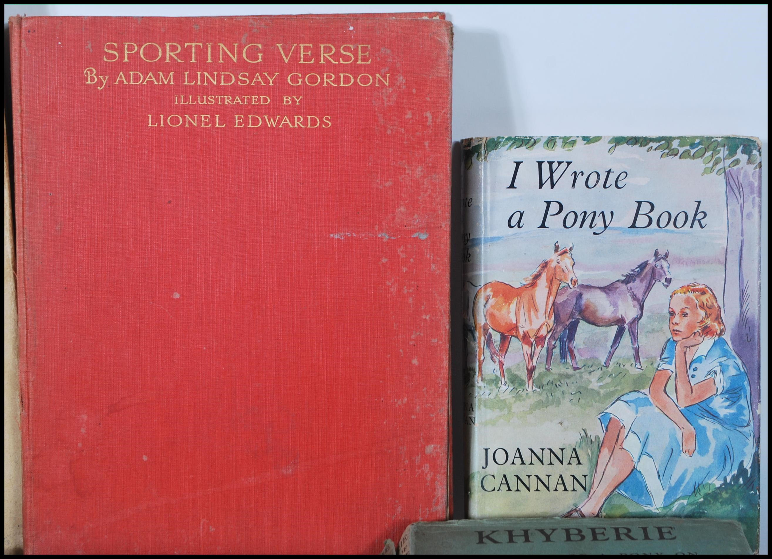 A collection of horse / equestrian related vintage 20th Century books to include A Pony To School by - Image 3 of 5