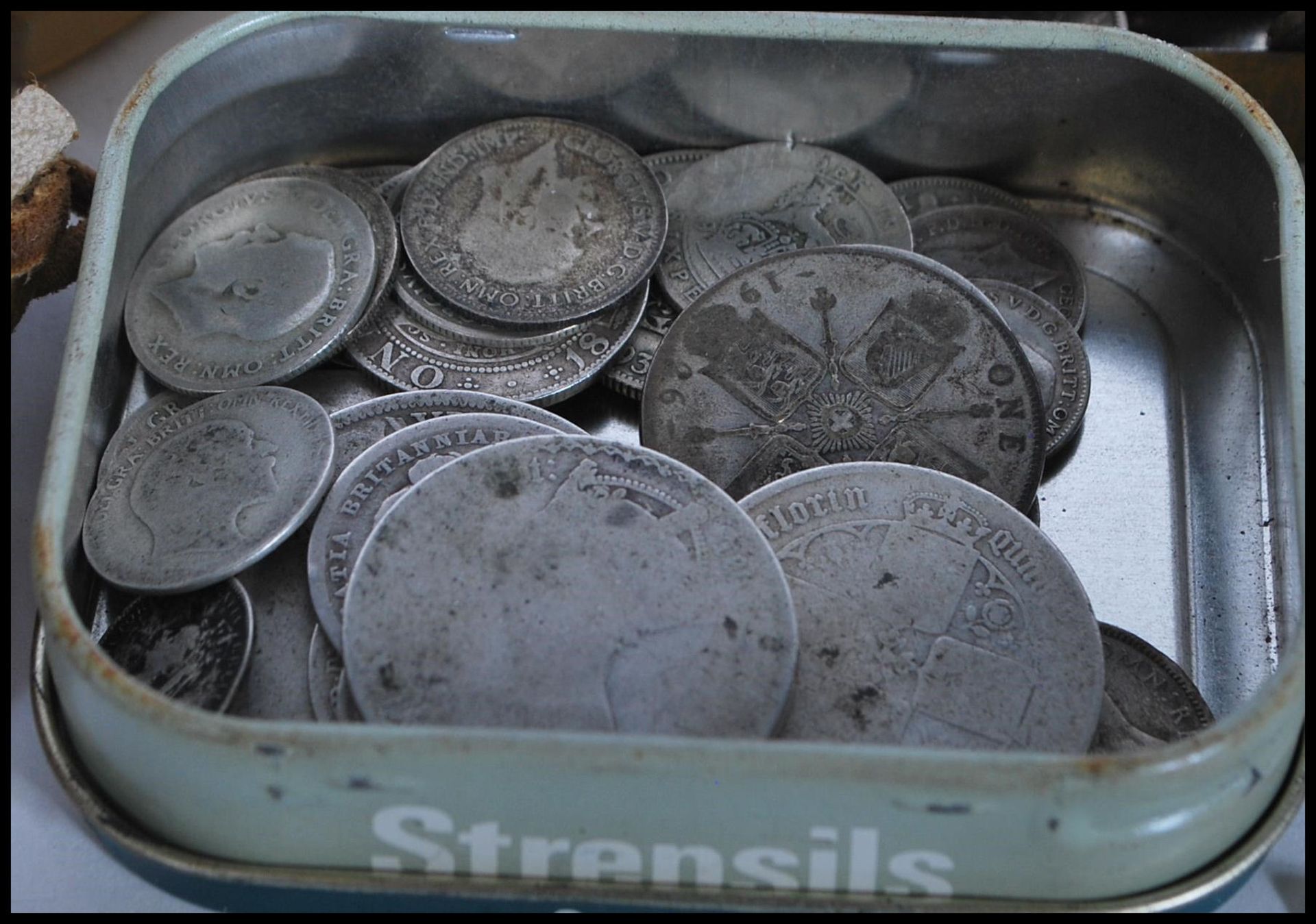 A collection of pre decimal coins dating from the 18th Century onwards to include a George III - Image 3 of 10