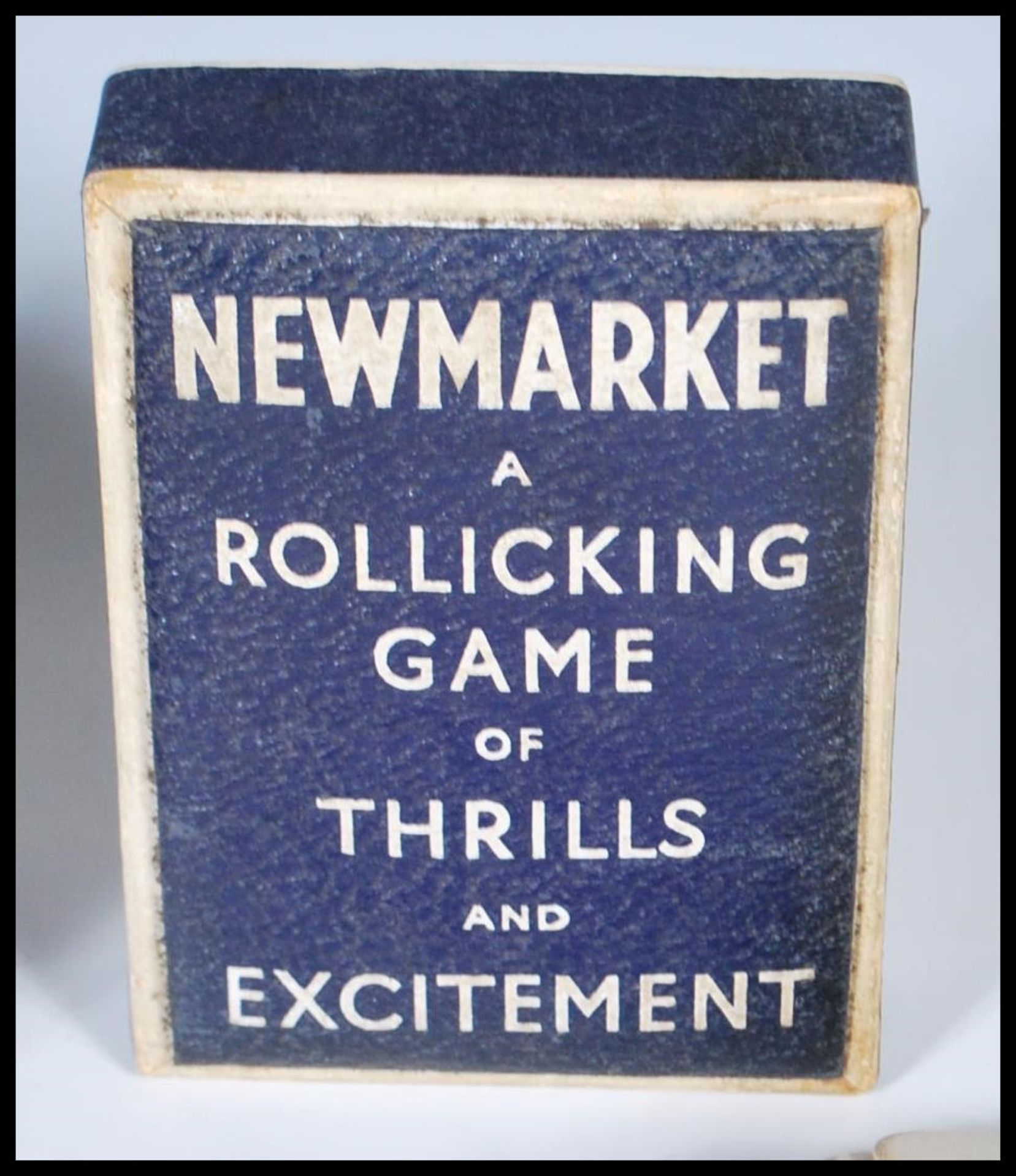 A collection of early 20th Century Art Deco playing cards to include ' Newmarket a Rollicking game - Bild 6 aus 7