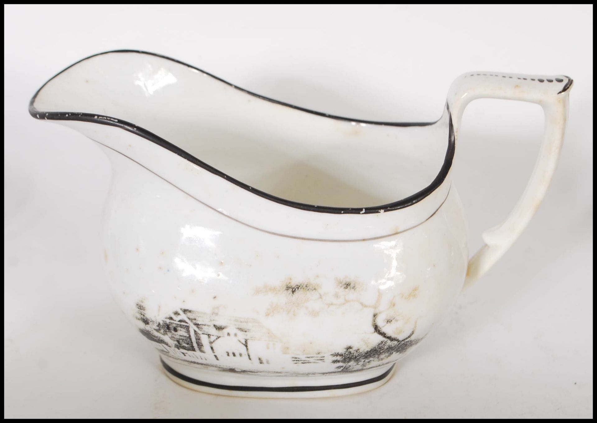 An early 19th century New Hall porcelain part tea service, consisting of four tea cups, five saucers - Bild 8 aus 8
