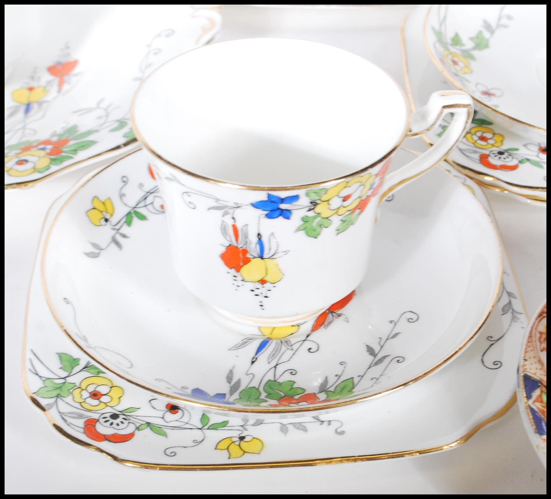 A set of 1930's Art Deco Sampson Smith Wetley China part tea service in a wisteria pattern - Image 7 of 12