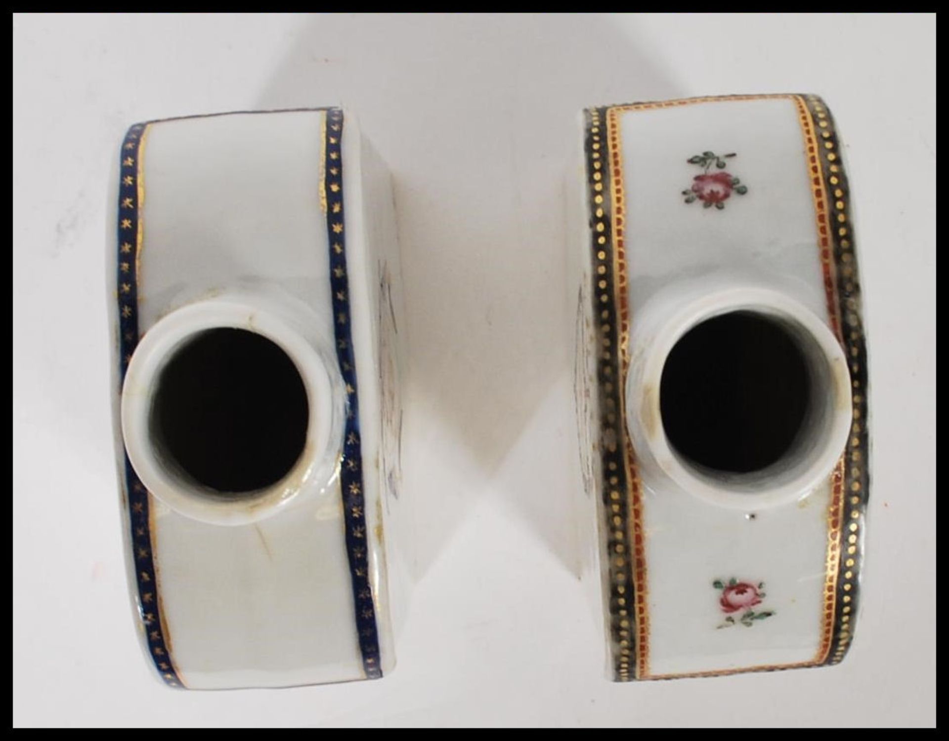 Two 18th Century Chinese export porcelain tea caddies both of rectangular form with domed shoulders, - Bild 5 aus 6