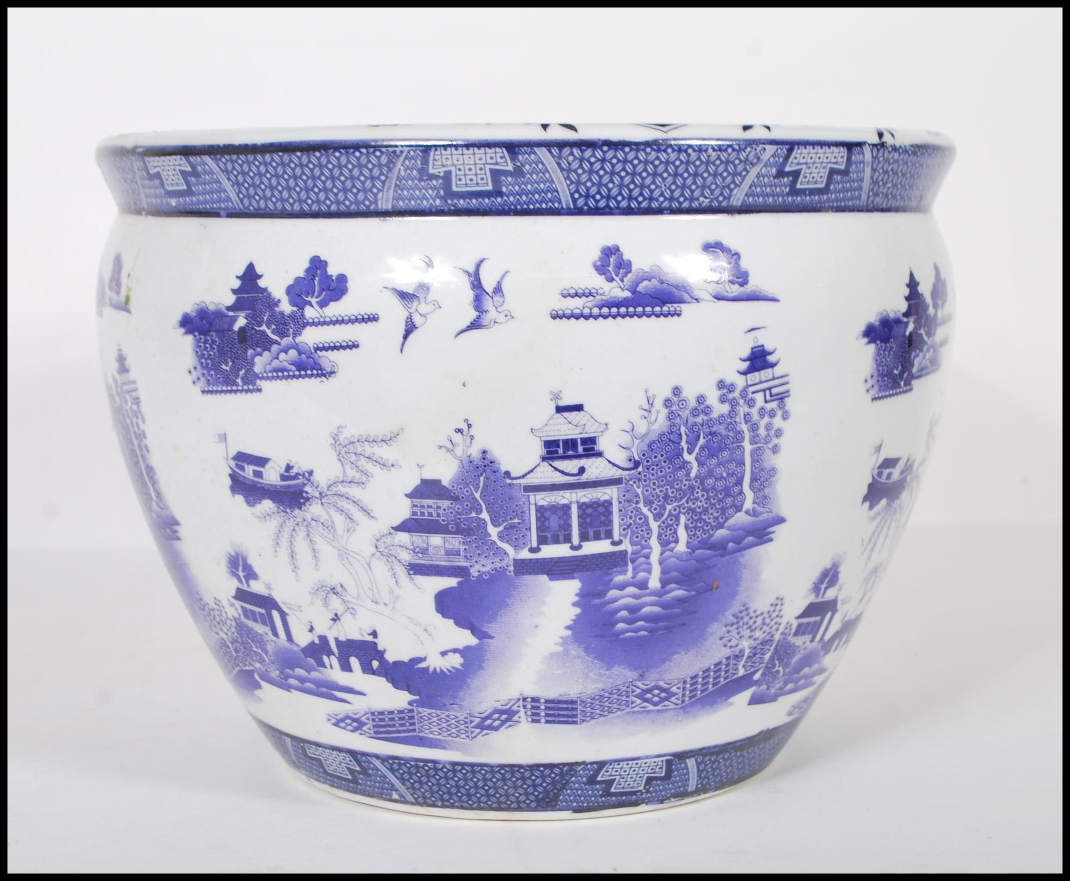 A 20th Century Chinese blue and white planter pot - Image 2 of 6