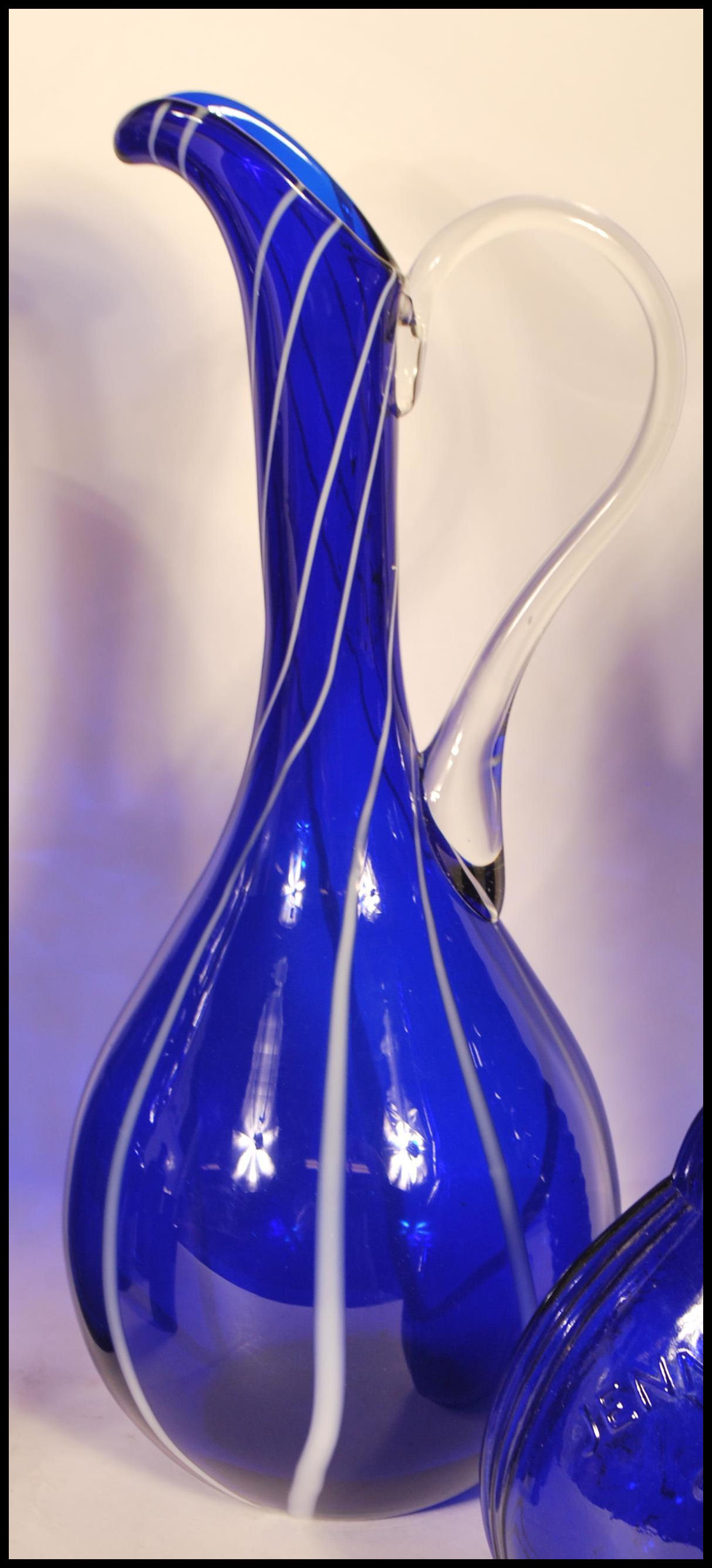 A collection of 20th Century blue glass items to i - Image 5 of 6