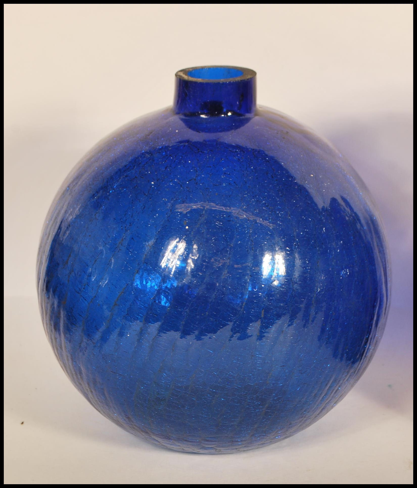 A collection of 20th Century blue glass items to i - Image 2 of 6