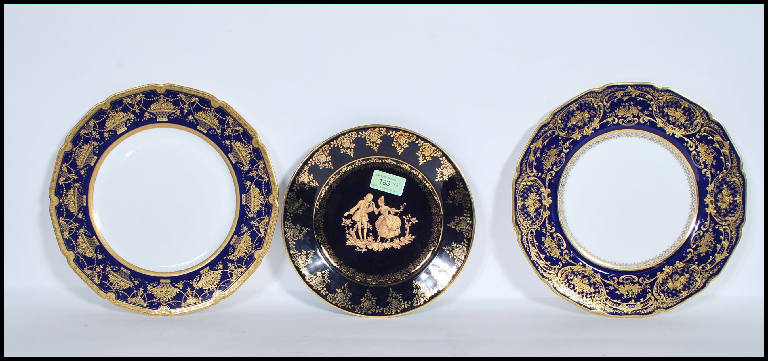 A pair of early / mid 20th Century Royal Doulton c