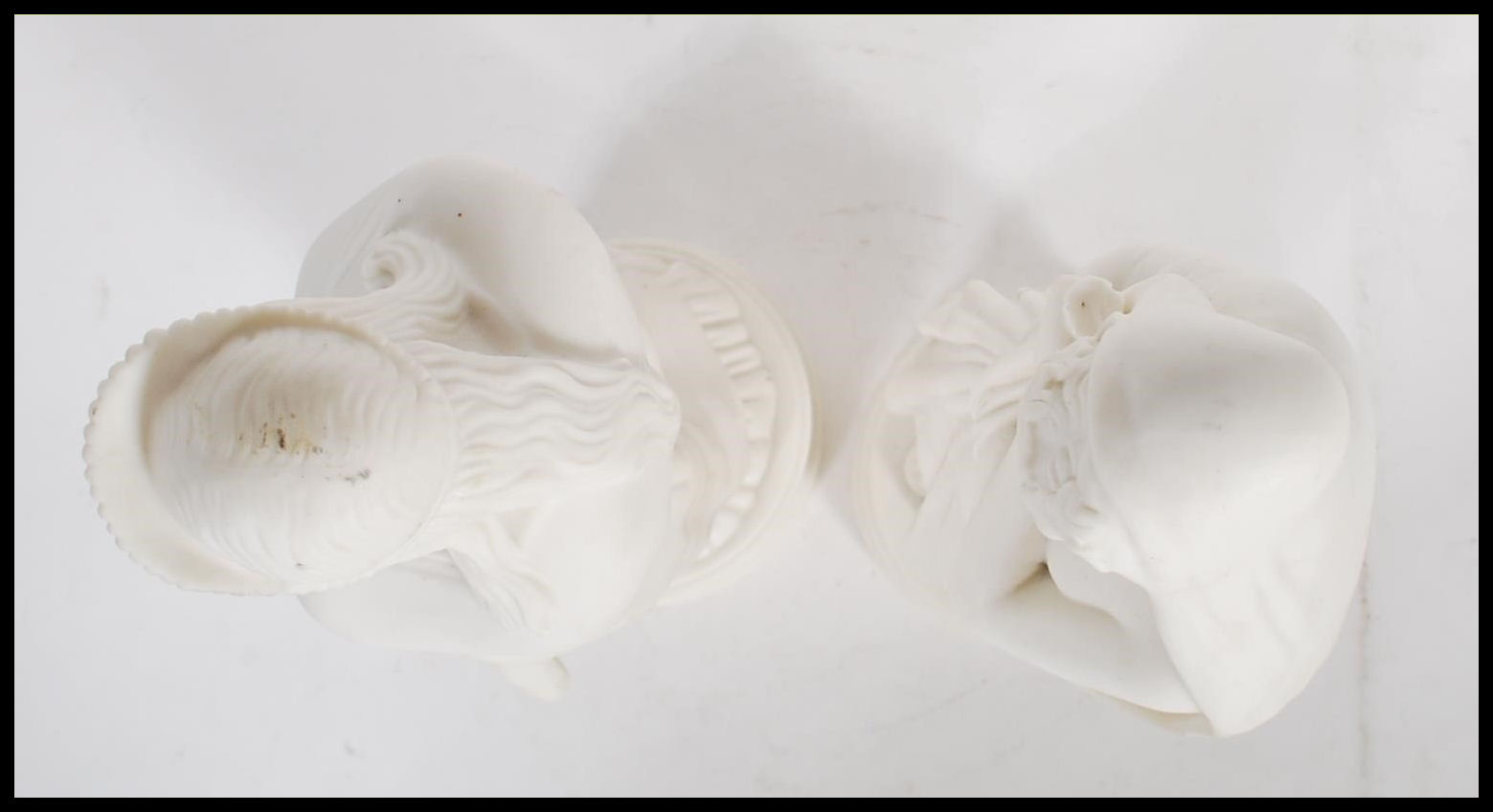 A pair of 20th Century ceramic blanc de chine clas - Image 5 of 6