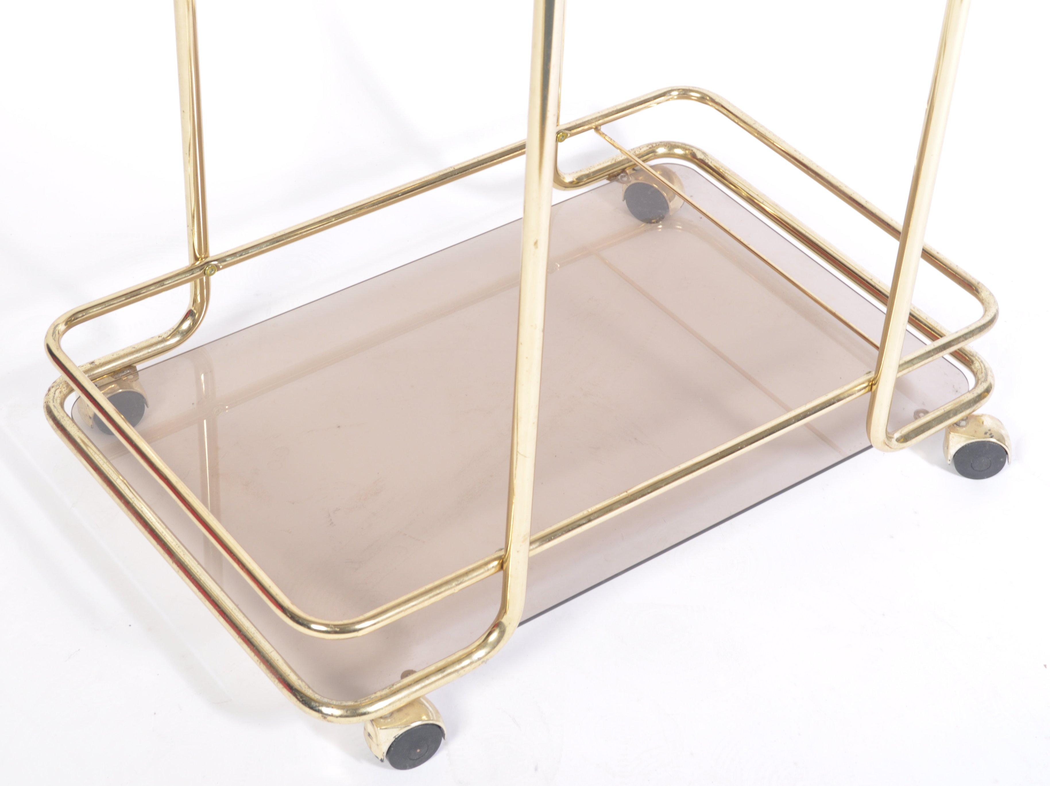 ITALIAN 1970'S BRASS AND GLASS BAR CART DRINKS / COCKTAIL TROLLEY - Image 4 of 4