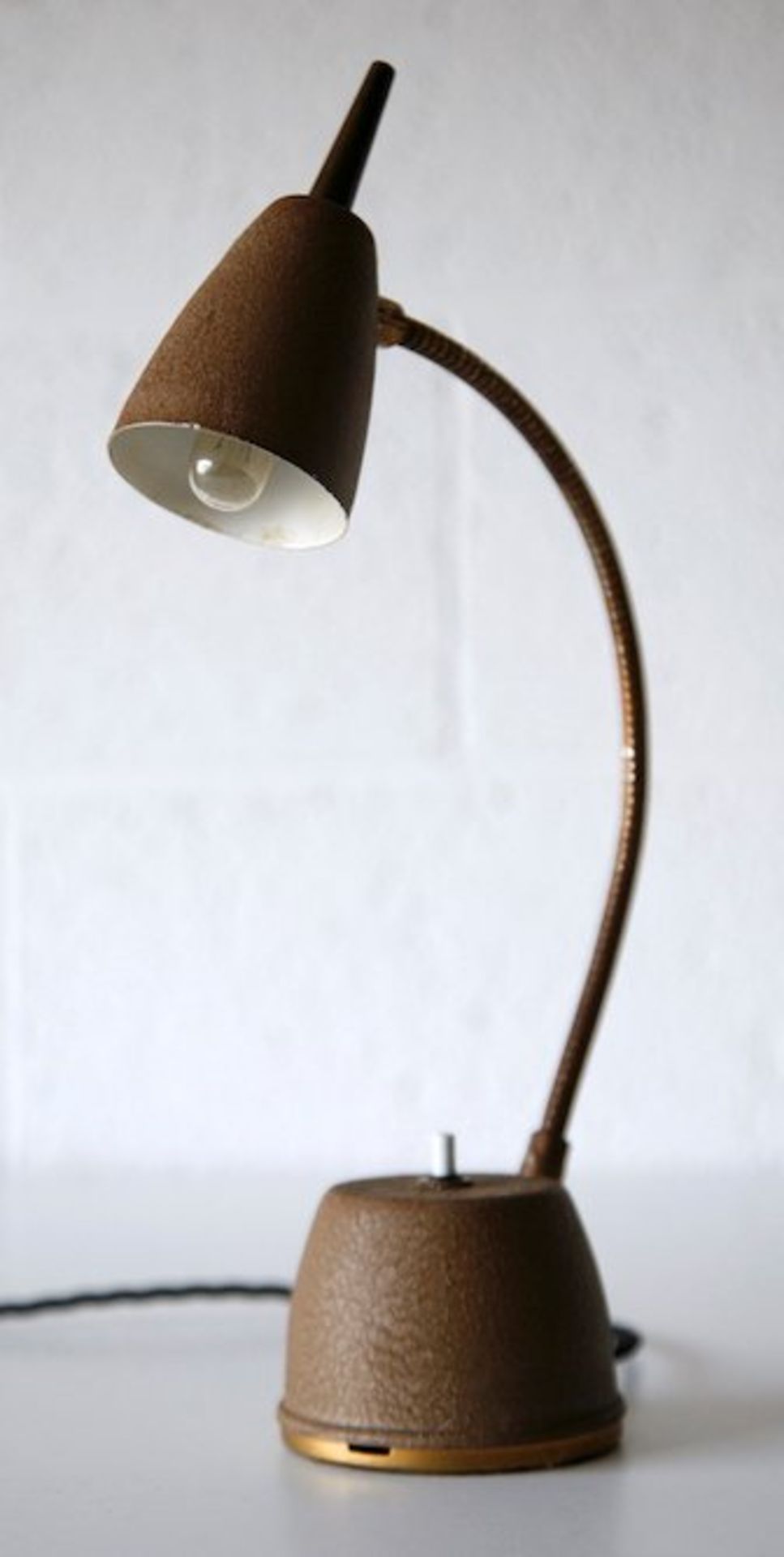 EAGLE HI LITE AMERICAN 1950'S FLEXIBLE GOOSE NECK DESK LAMP - Bild 2 aus 5